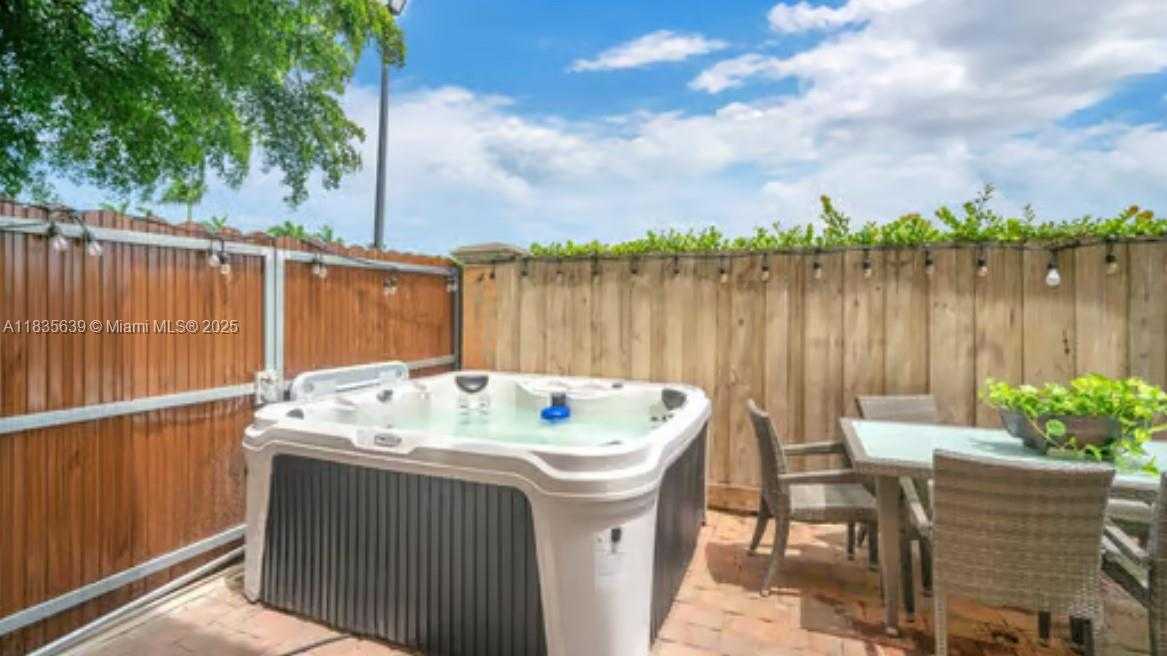 Small Image of 22917 SOUTH WEST 112TH CT, Miami Number 20