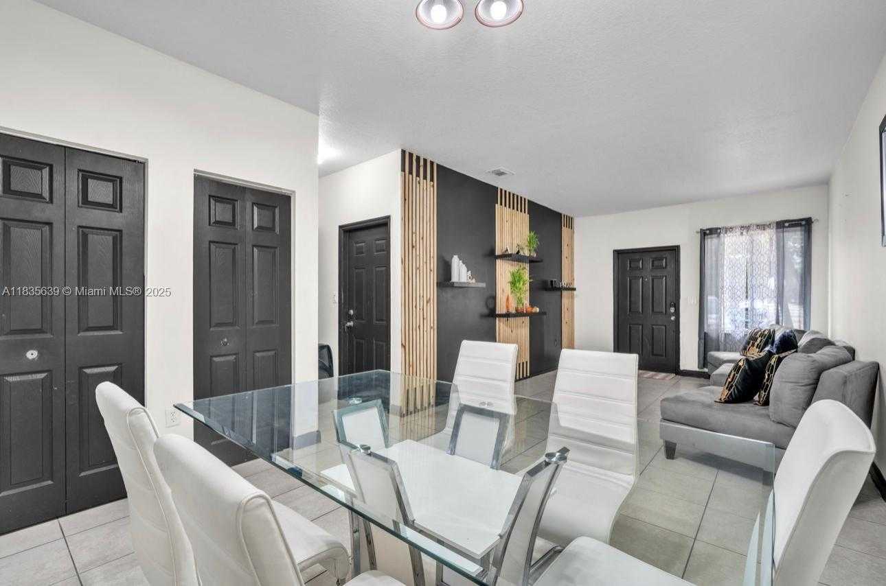 Small Image of 22917 SOUTH WEST 112TH CT, Miami Number 5