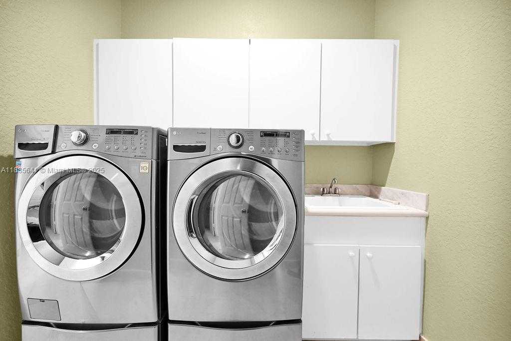 Small Image of 11233 NORTH WEST 71ST TER, Doral Number 22