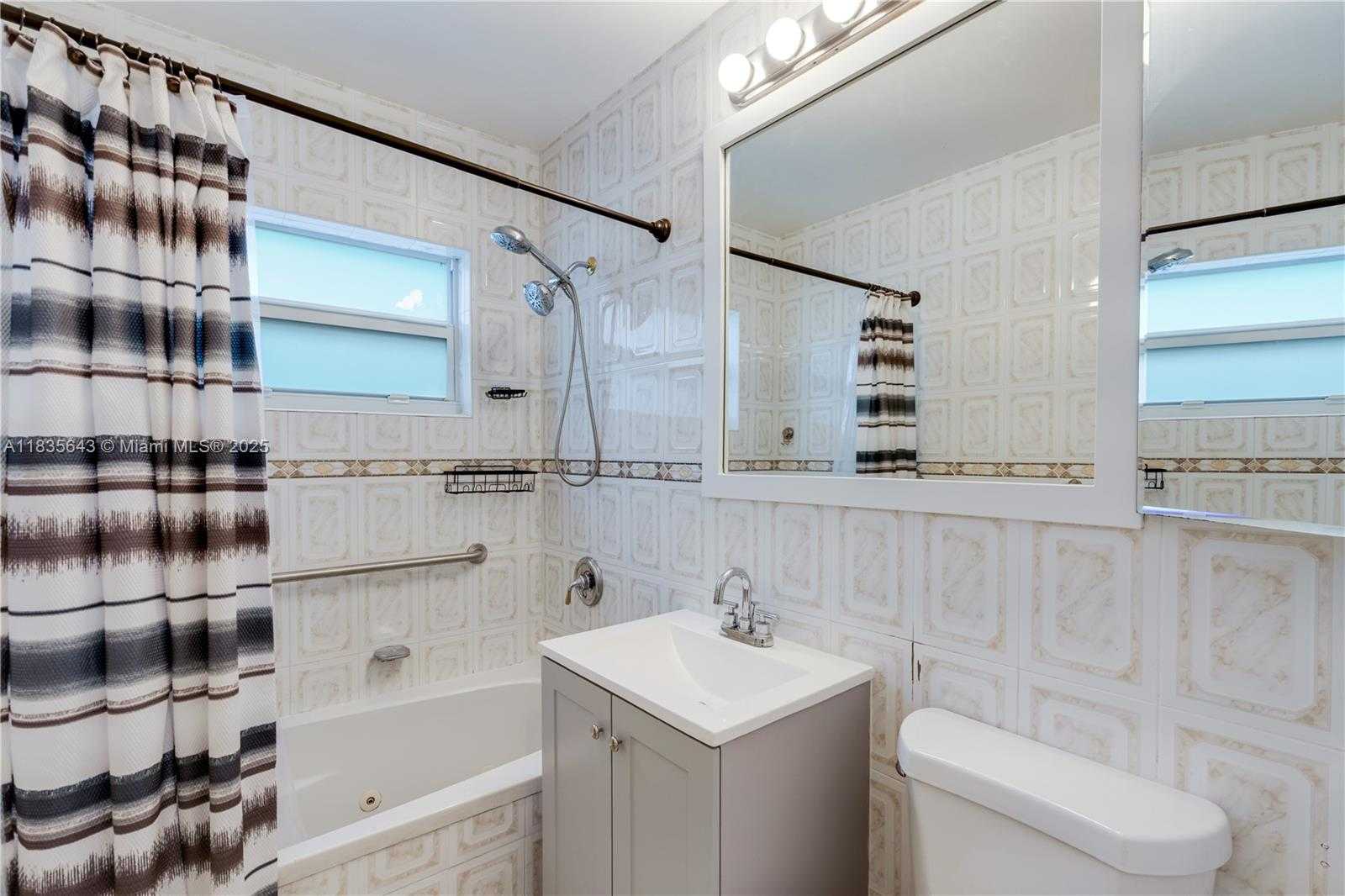 Small Image of 1238 NORTH WEST 57TH ST, Miami Number 14