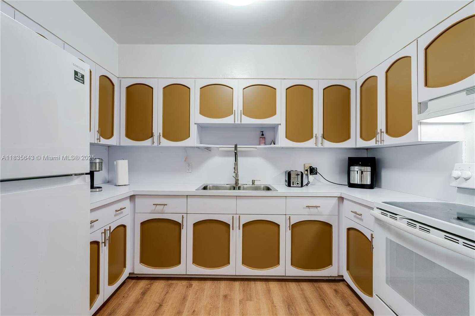 Small Image of 1238 NORTH WEST 57TH ST, Miami Number 7