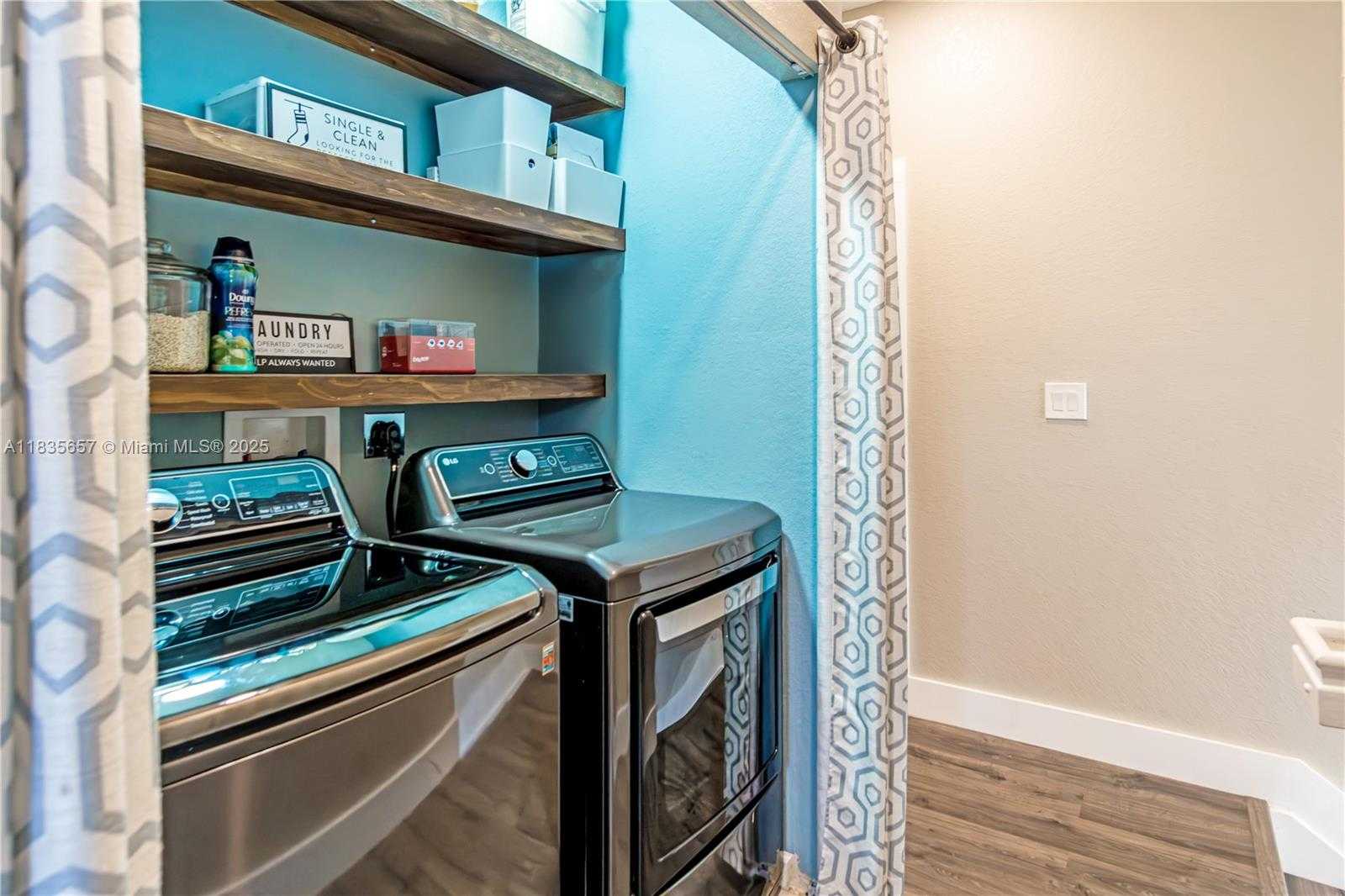 Small Image of 724 SOUTH EAST 37TH AVE, Homestead Number 28