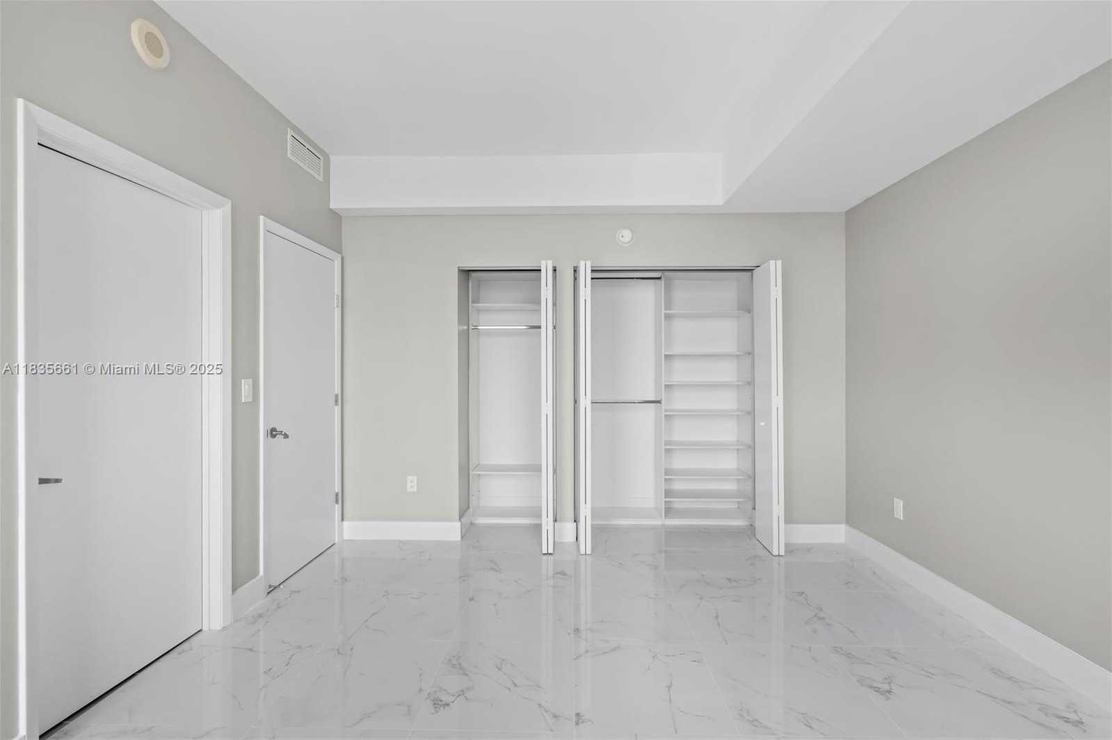 Small Image of 92 SOUTH WEST 3RD ST #5206, Miami Number 17