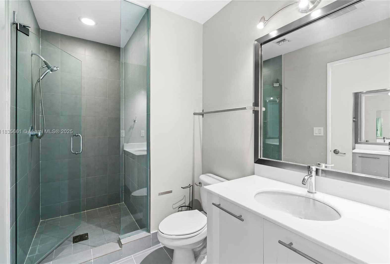 Small Image of 92 SOUTH WEST 3RD ST #5206, Miami Number 22
