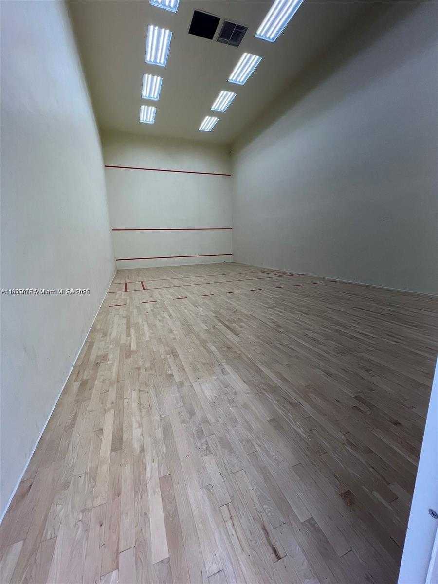 Small Image of 5401 COLLINS AVE #614, Miami Beach Number 38