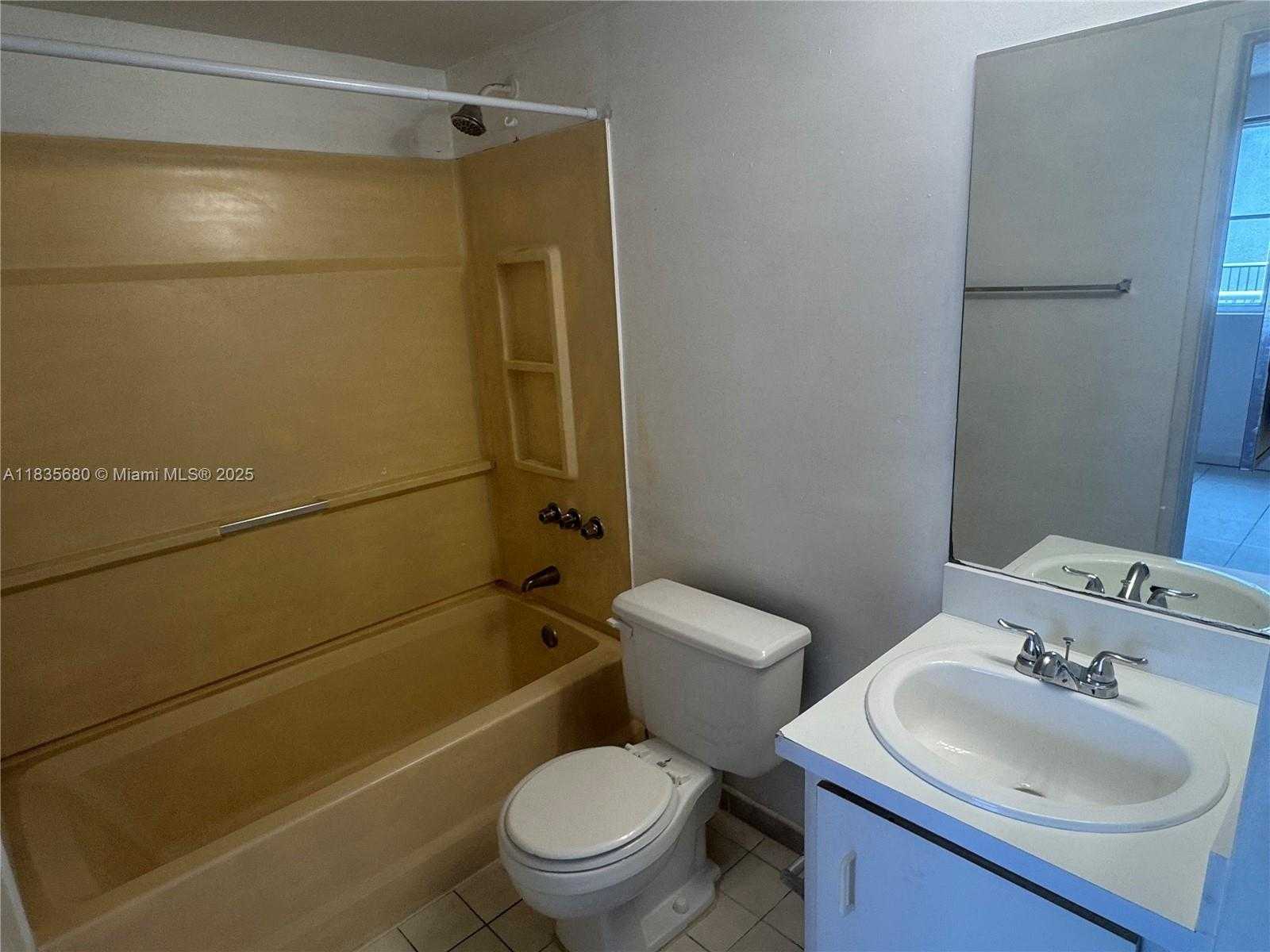 Small Image of 6045 NORTH WEST 186TH ST #323, Hialeah Number 11