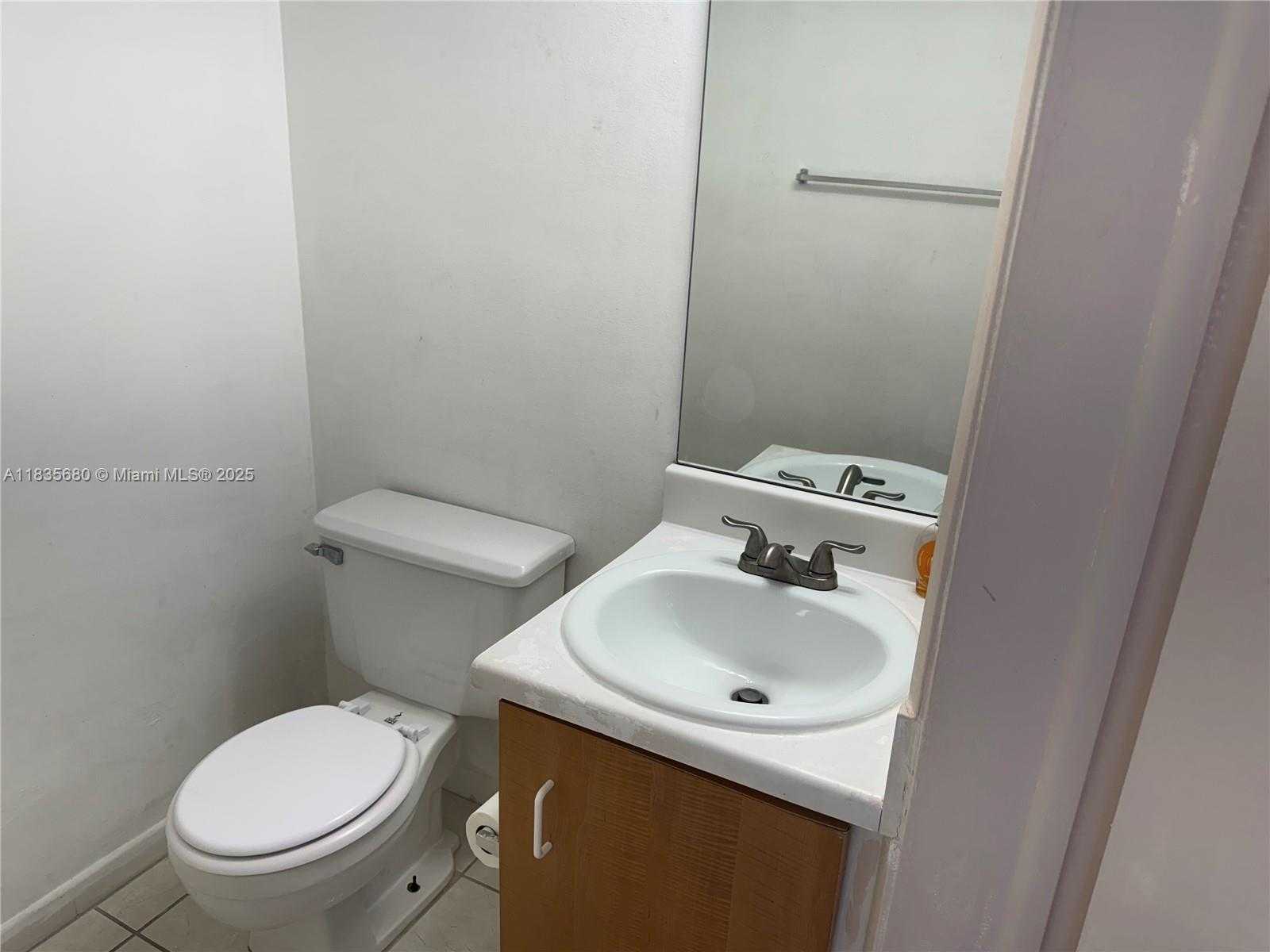 Small Image of 6045 NORTH WEST 186TH ST #323, Hialeah Number 7
