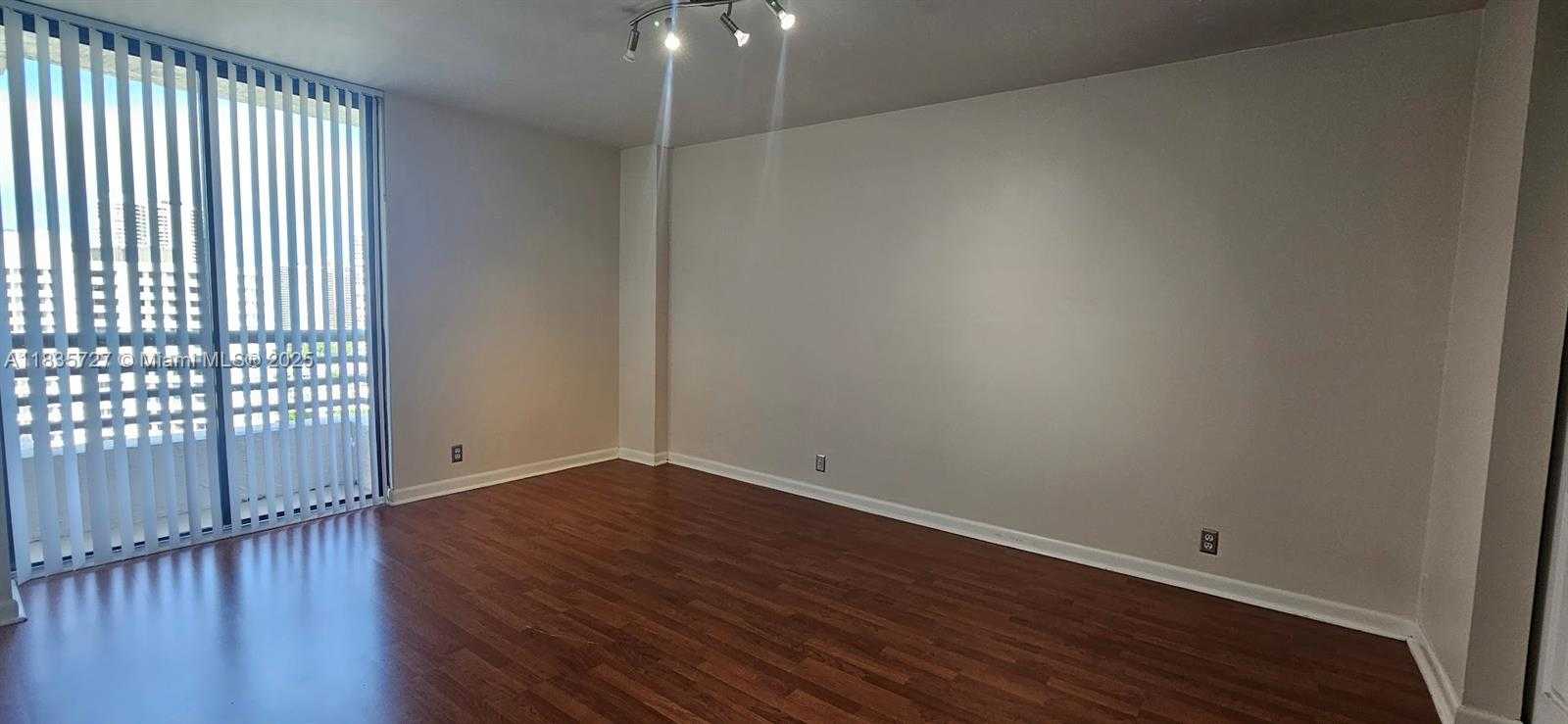 Small Image of 3300 NORTH EAST 191ST ST #LP08, Aventura Number 7