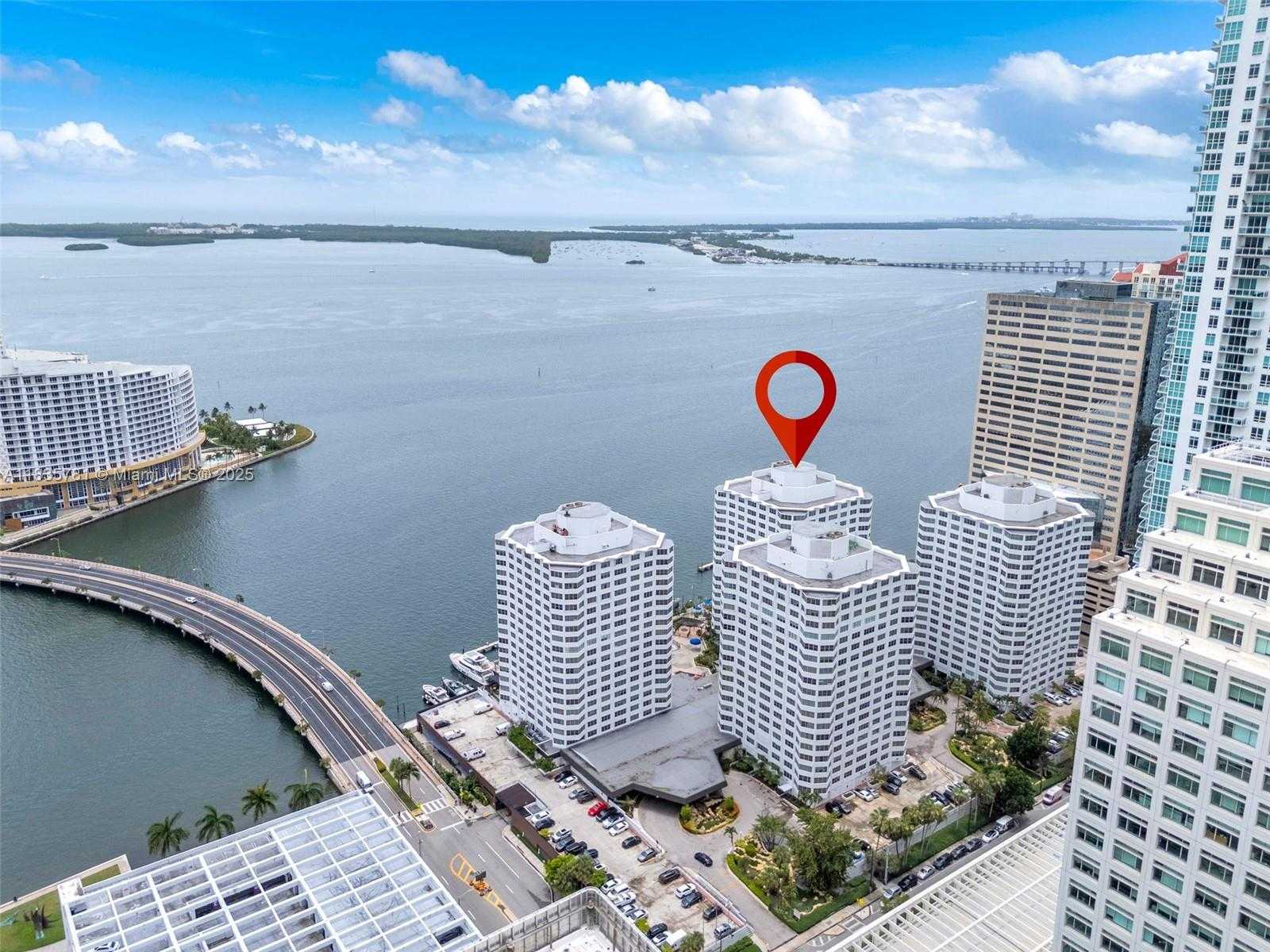Small Image of 801 BRICKELL BAY DR #1069, Miami Number 19