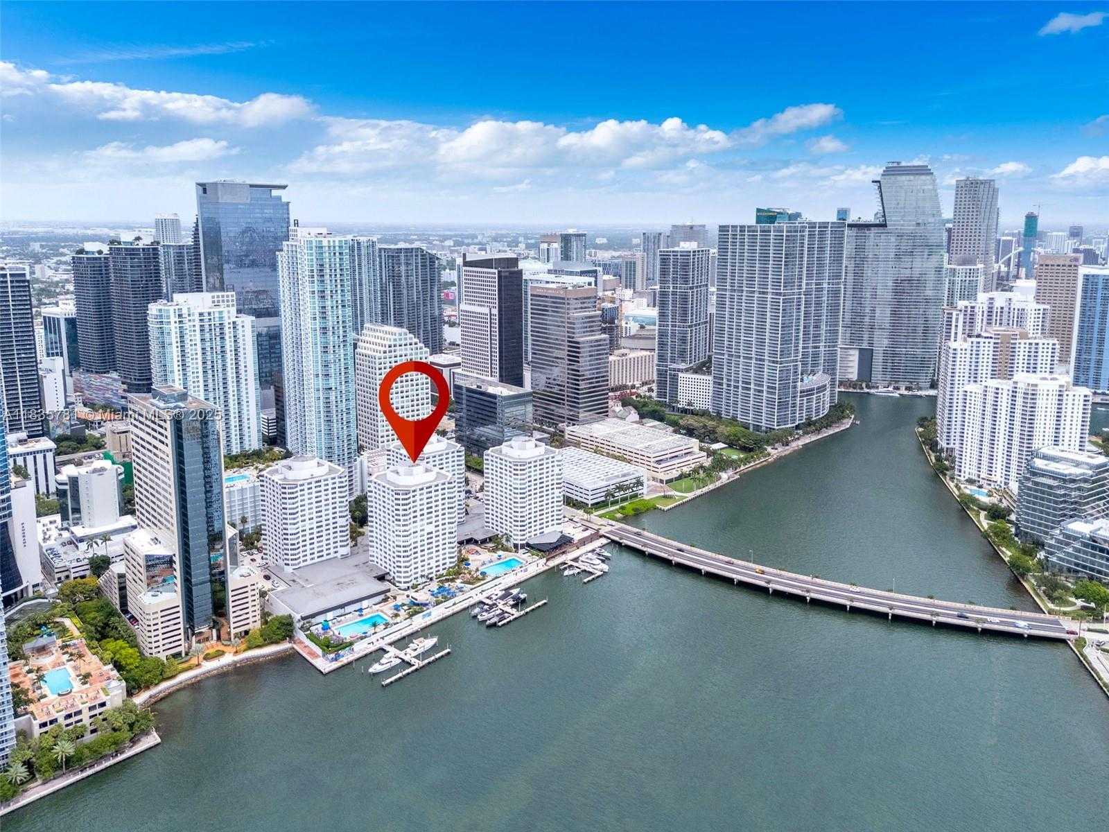 Small Image of 801 BRICKELL BAY DR #1069, Miami Number 23