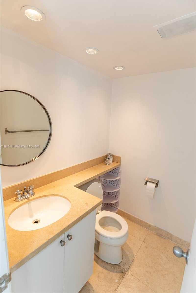 Small Image of 600 NORTH EAST 36TH ST #812, Miami Number 11