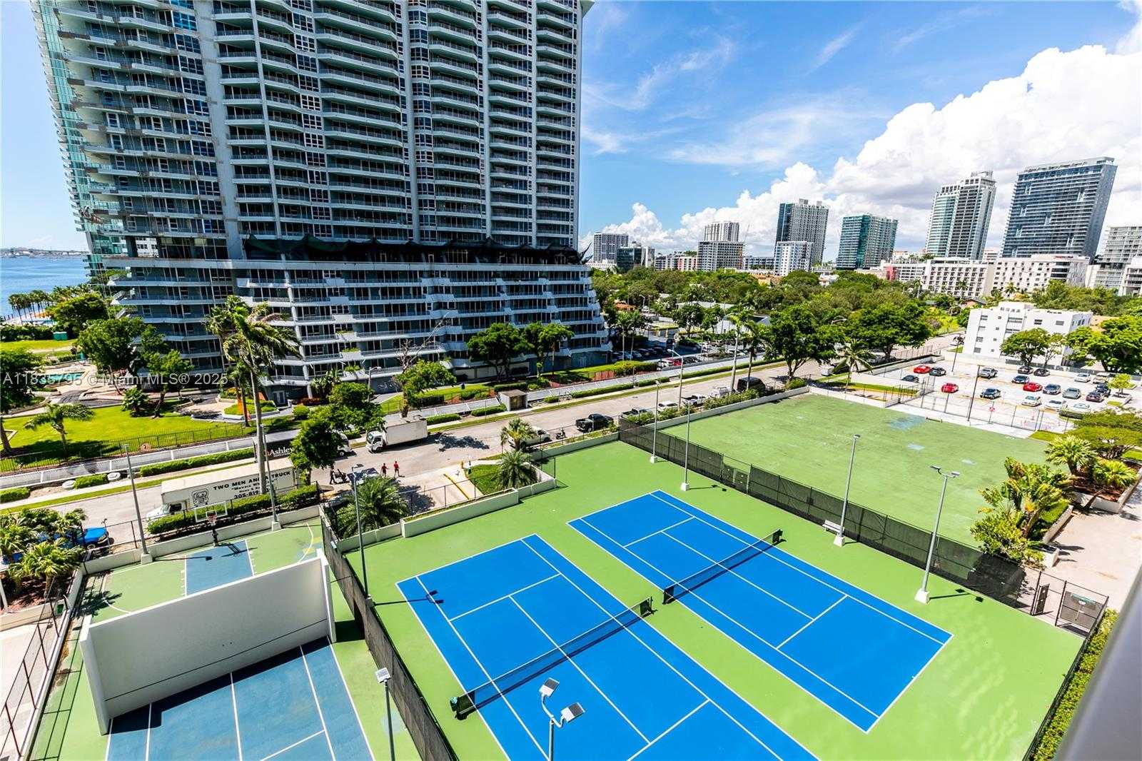Small Image of 600 NORTH EAST 36TH ST #812, Miami Number 15