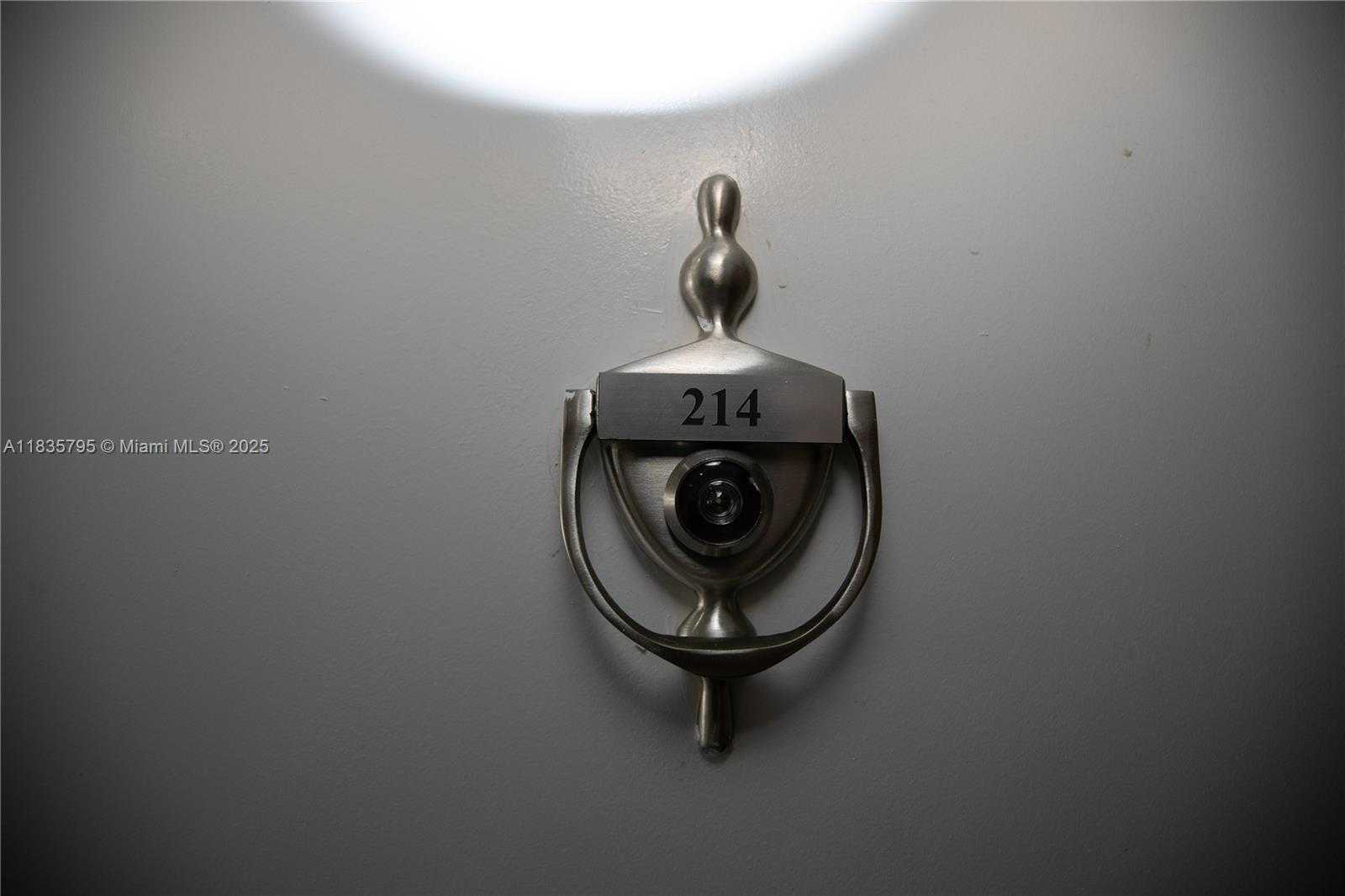 Small Image of 600 NORTH EAST 36TH ST #812, Miami Number 17