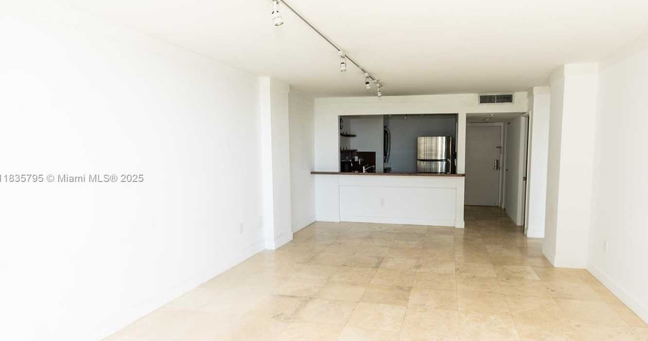 Small Image of 600 NORTH EAST 36TH ST #812, Miami Number 7