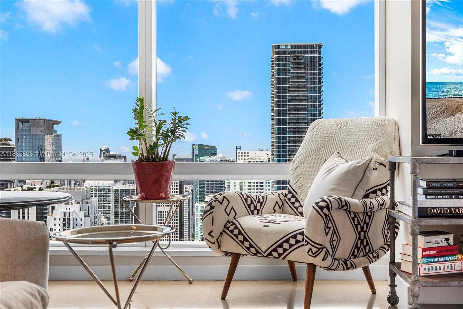 Small Image of 1425 BRICKELL AVE #58E, Miami Number 11