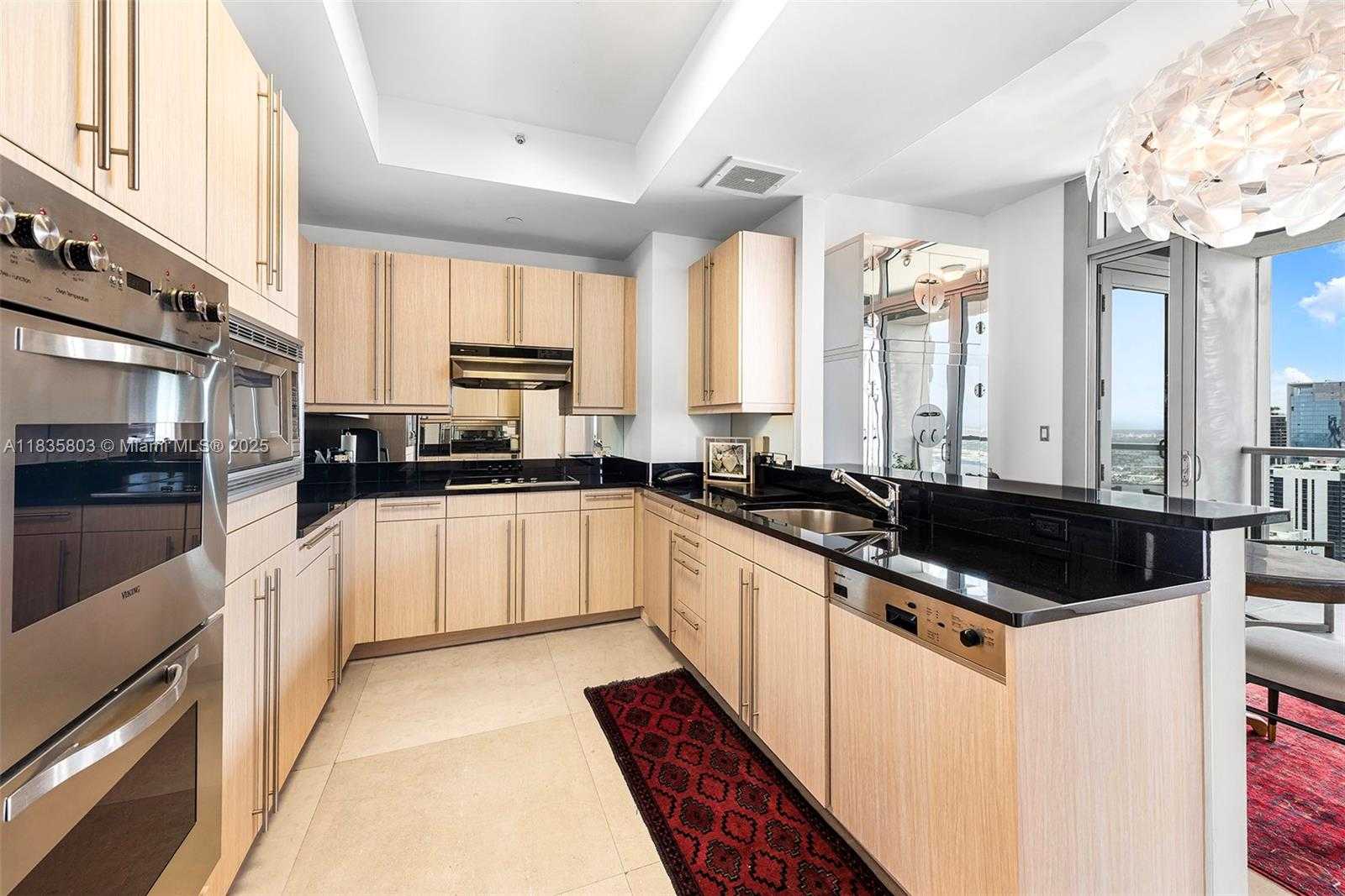 Small Image of 1425 BRICKELL AVE #58E, Miami Number 18