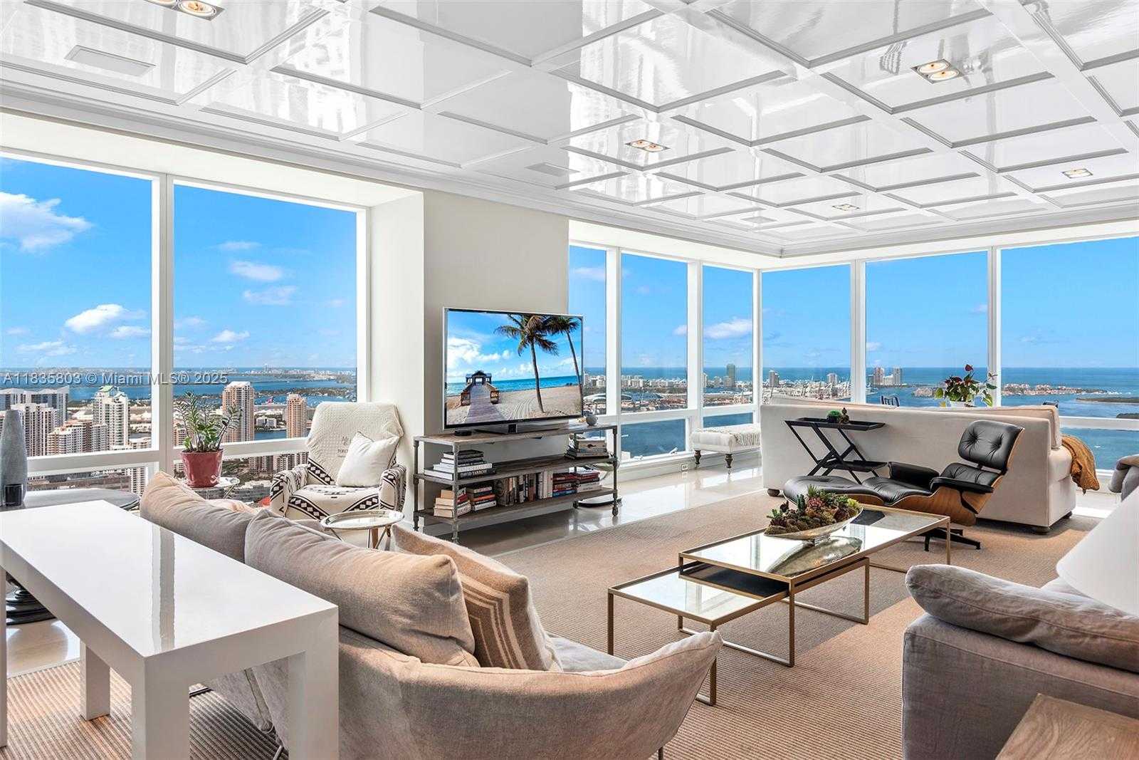 Small Image of 1425 BRICKELL AVE #58E, Miami Number 2