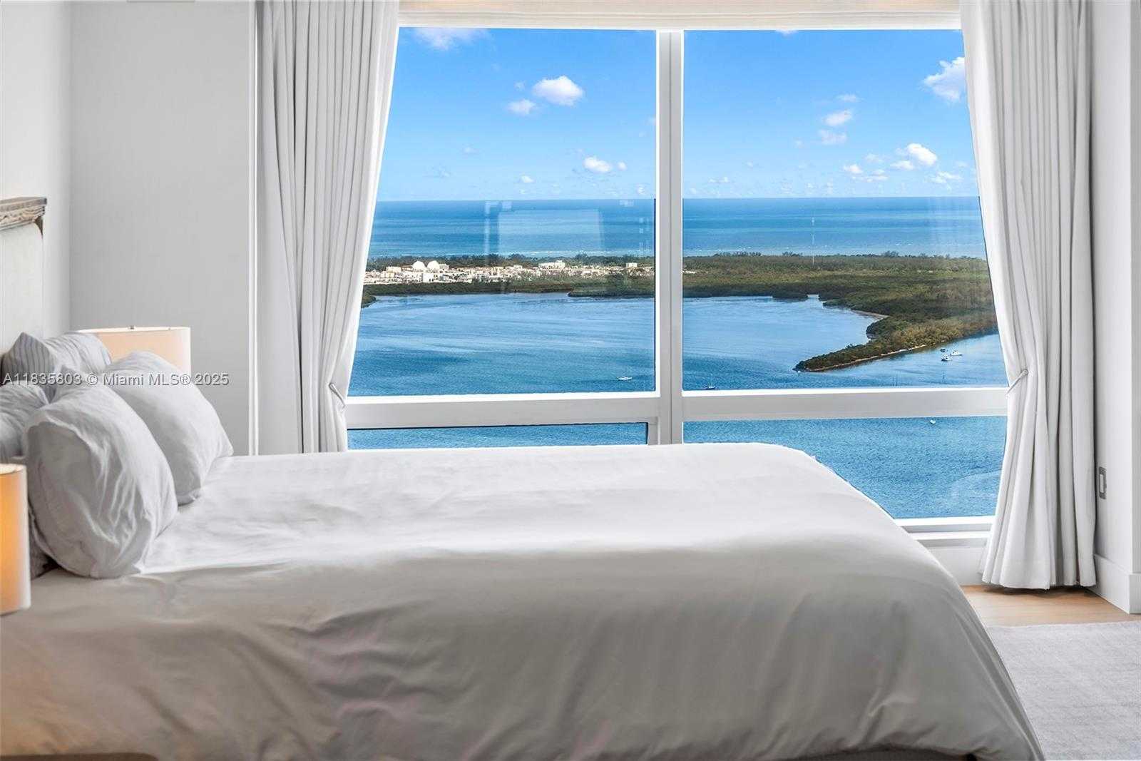 Small Image of 1425 BRICKELL AVE #58E, Miami Number 27