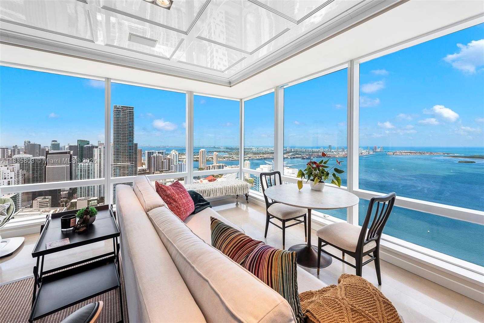 Small Image of 1425 BRICKELL AVE #58E, Miami Number 3