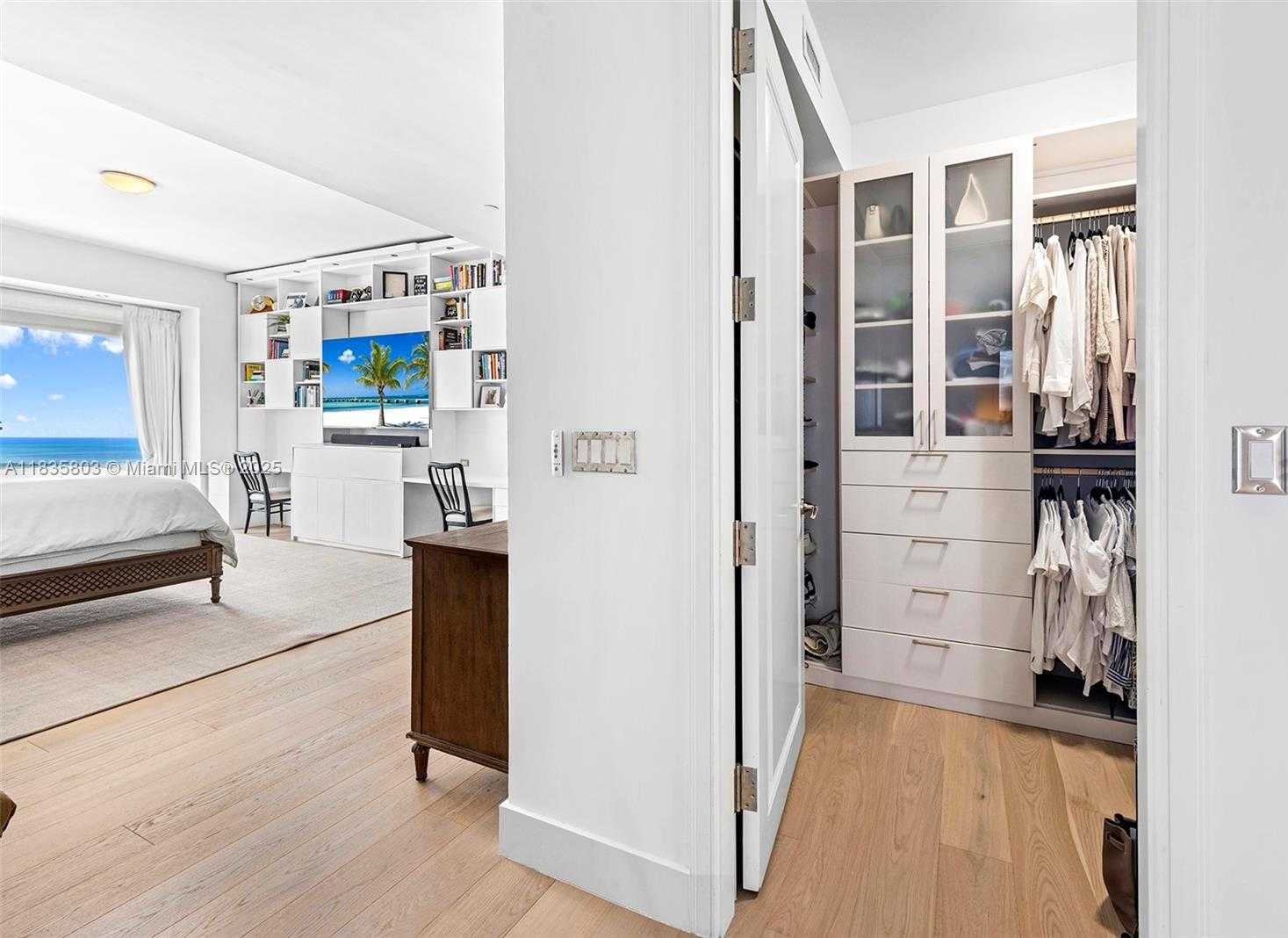 Small Image of 1425 BRICKELL AVE #58E, Miami Number 34