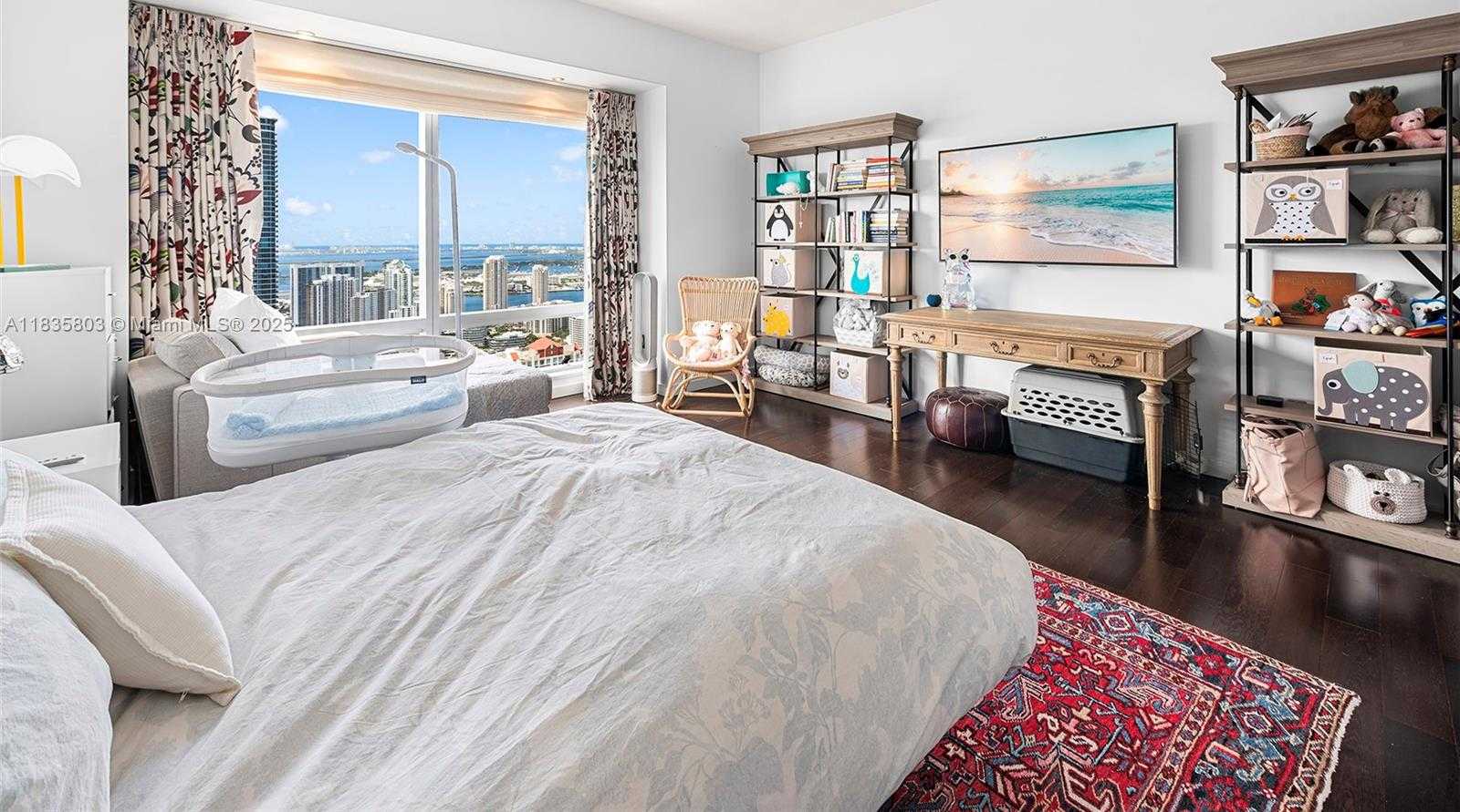 Small Image of 1425 BRICKELL AVE #58E, Miami Number 37