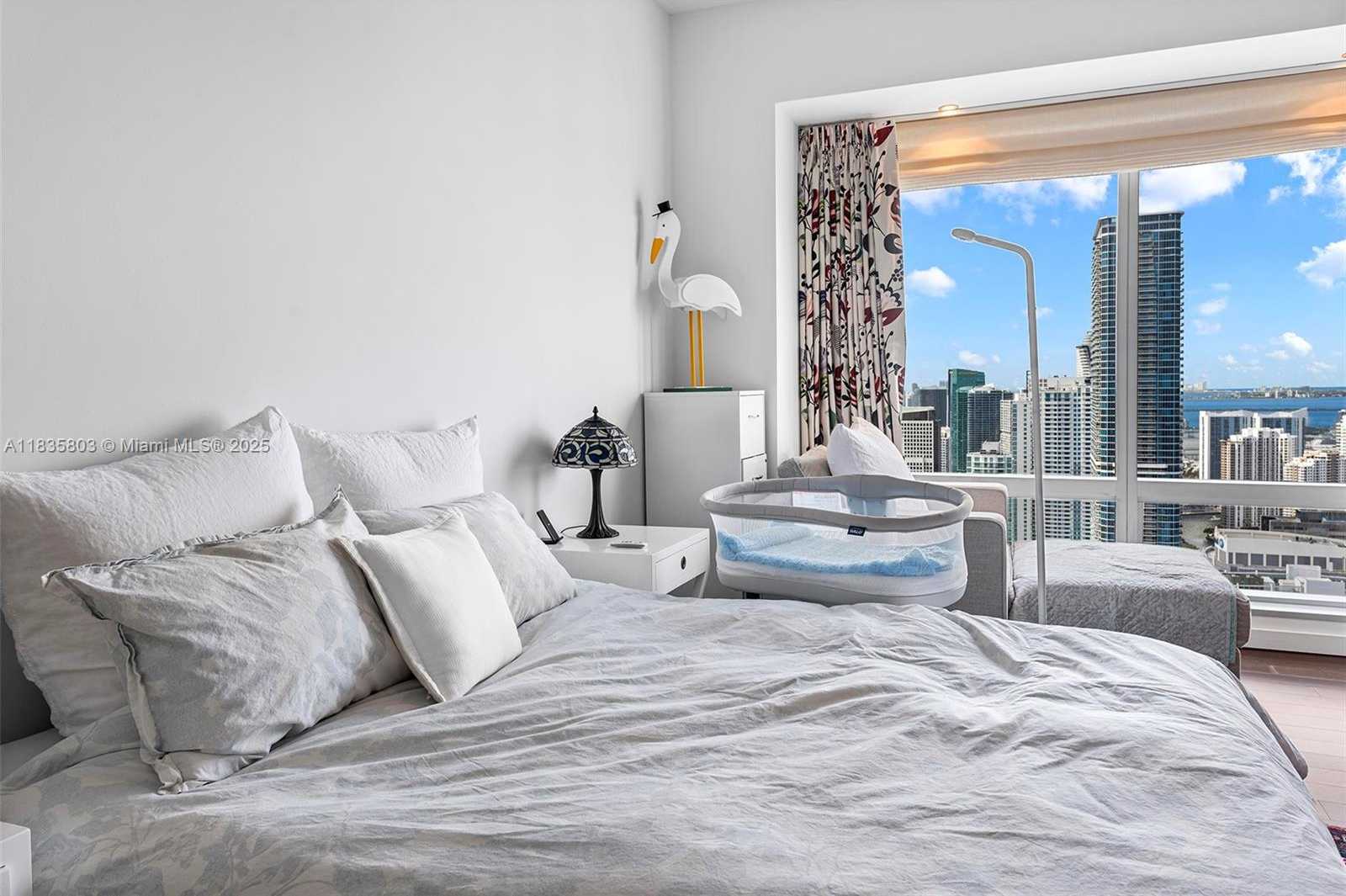 Small Image of 1425 BRICKELL AVE #58E, Miami Number 39