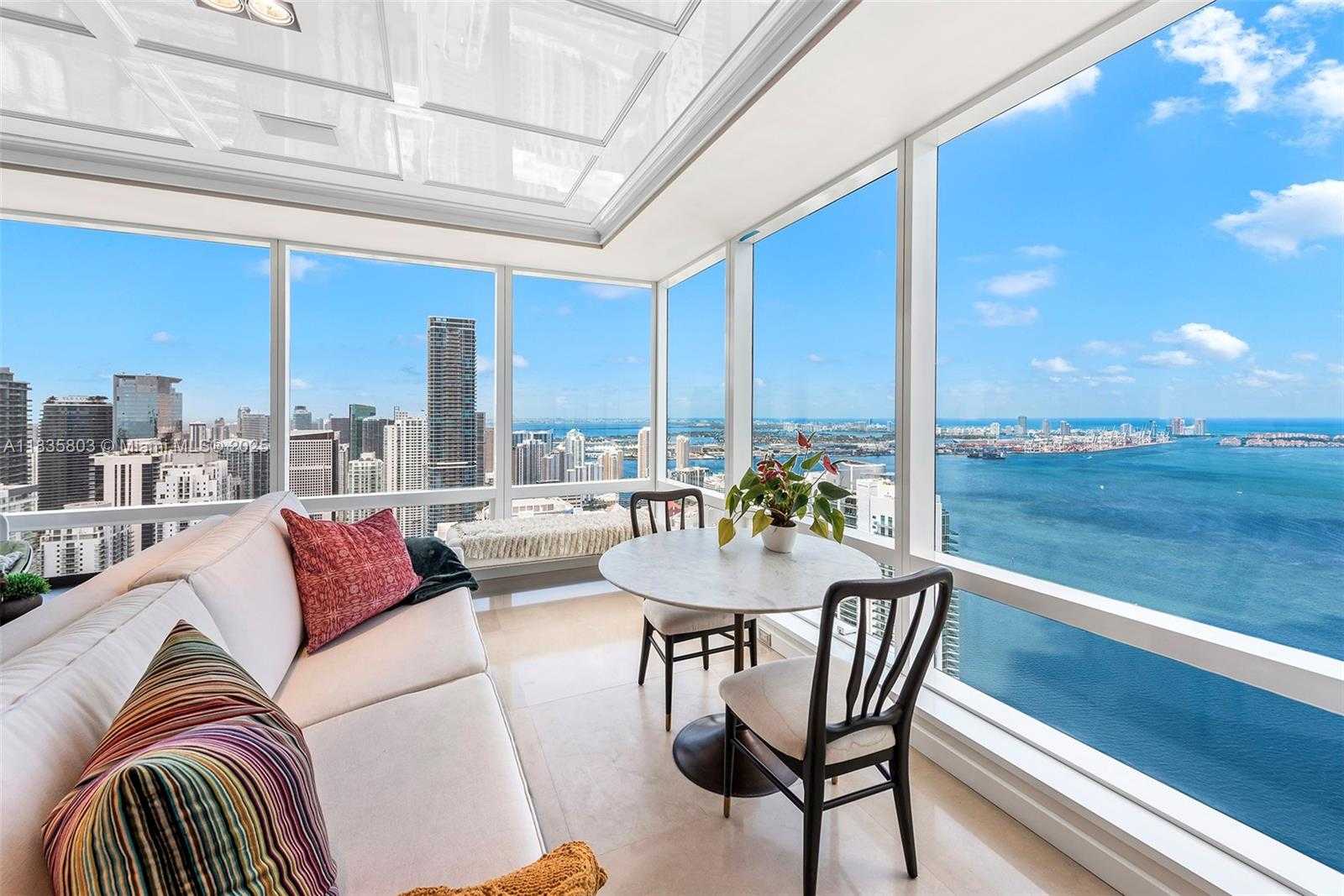 Small Image of 1425 BRICKELL AVE #58E, Miami Number 4