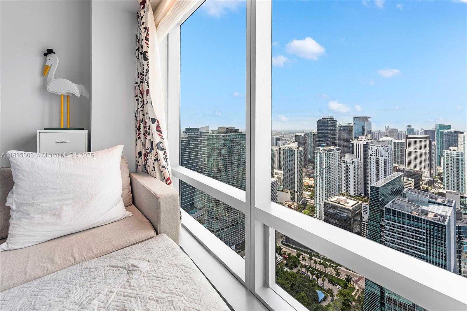 Small Image of 1425 BRICKELL AVE #58E, Miami Number 40