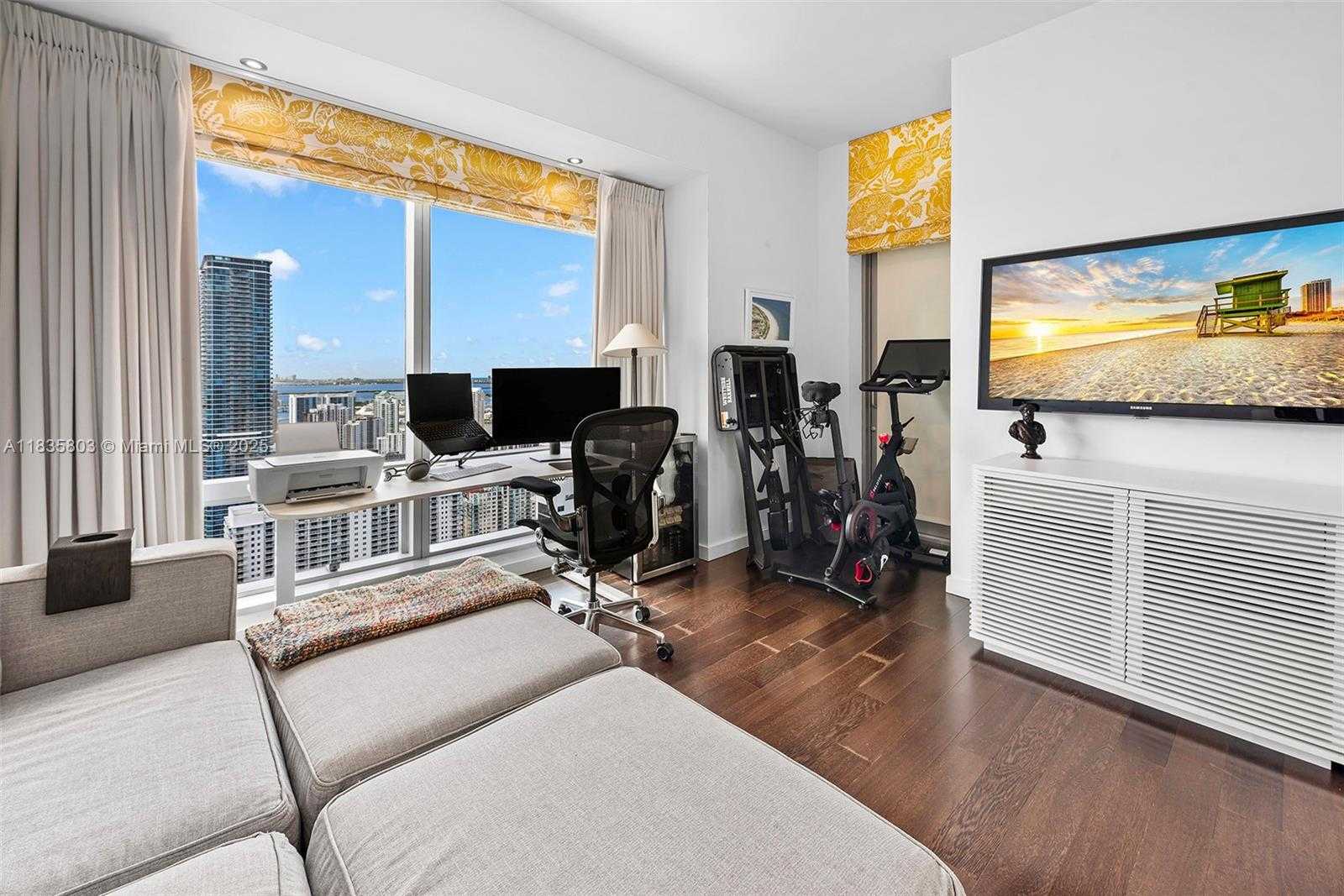 Small Image of 1425 BRICKELL AVE #58E, Miami Number 43