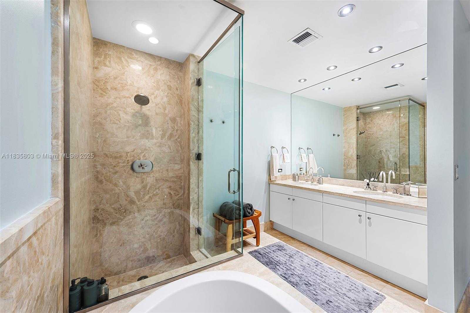 Small Image of 1425 BRICKELL AVE #58E, Miami Number 44