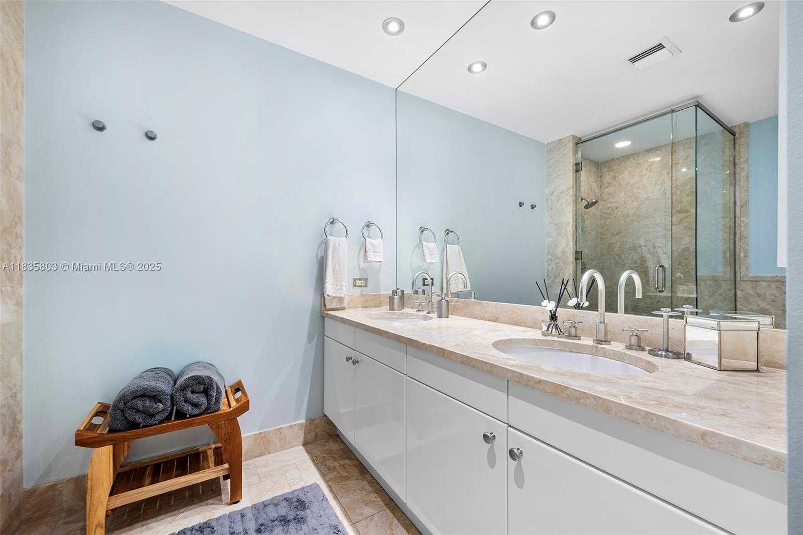Small Image of 1425 BRICKELL AVE #58E, Miami Number 45