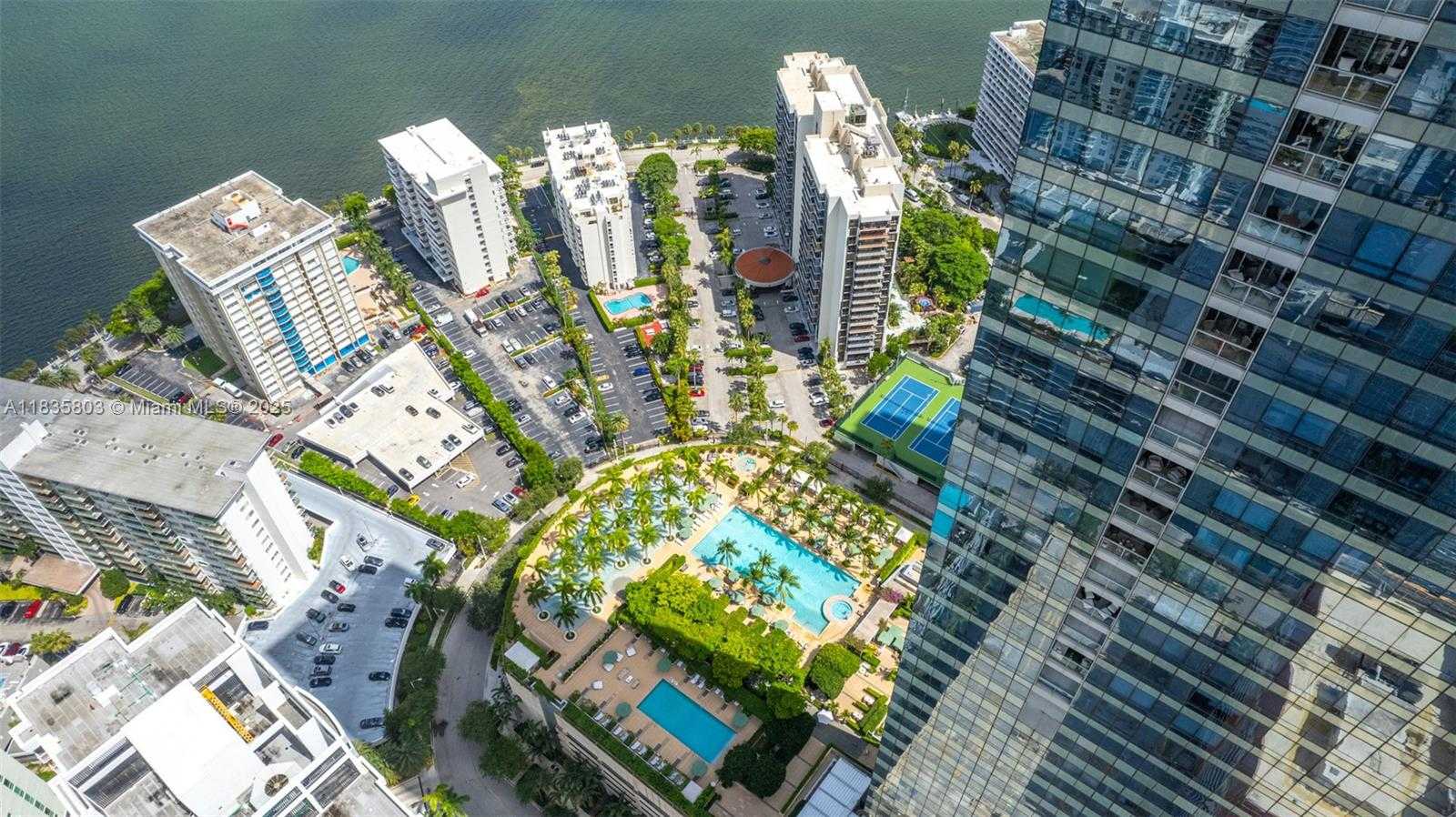 Small Image of 1425 BRICKELL AVE #58E, Miami Number 55