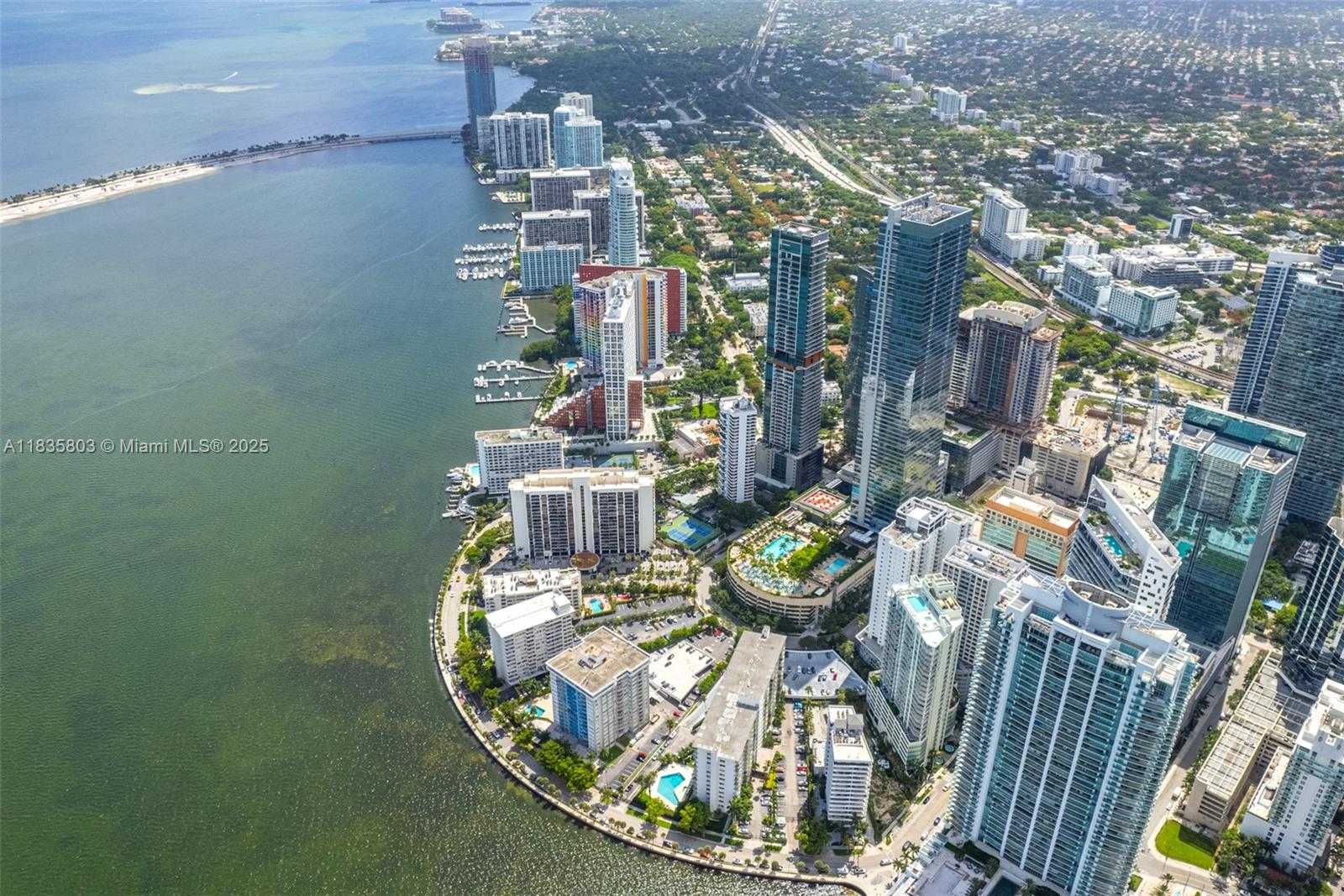 Small Image of 1425 BRICKELL AVE #58E, Miami Number 59
