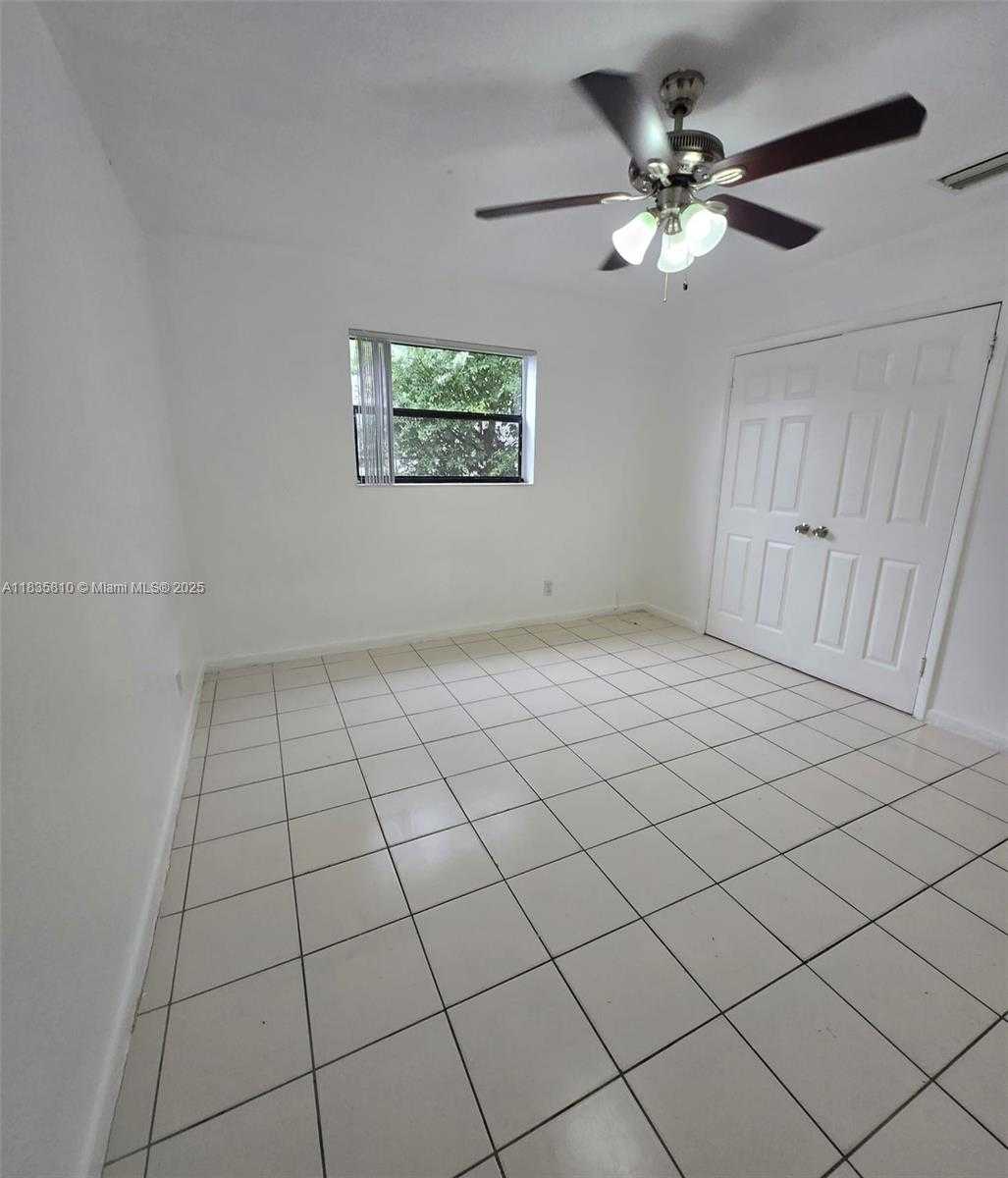 Small Image of 1905 SOUTH WEST 11TH ST #1-2, Fort Lauderdale Number 13