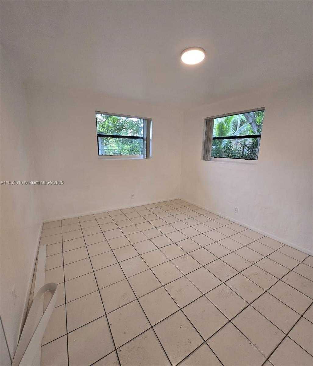 Small Image of 1905 SOUTH WEST 11TH ST #1-2, Fort Lauderdale Number 17