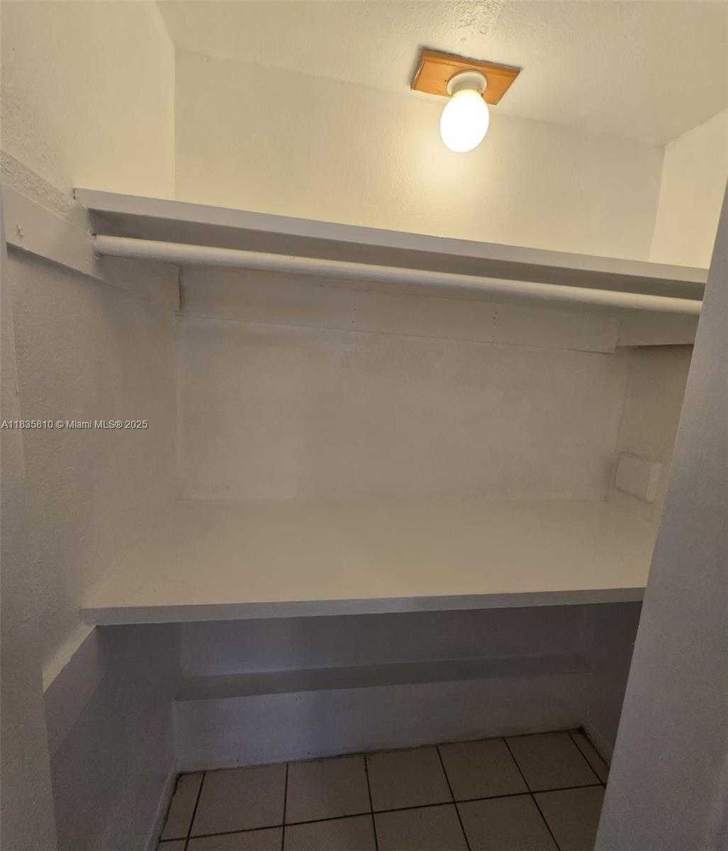 Small Image of 1905 SOUTH WEST 11TH ST #1-2, Fort Lauderdale Number 19