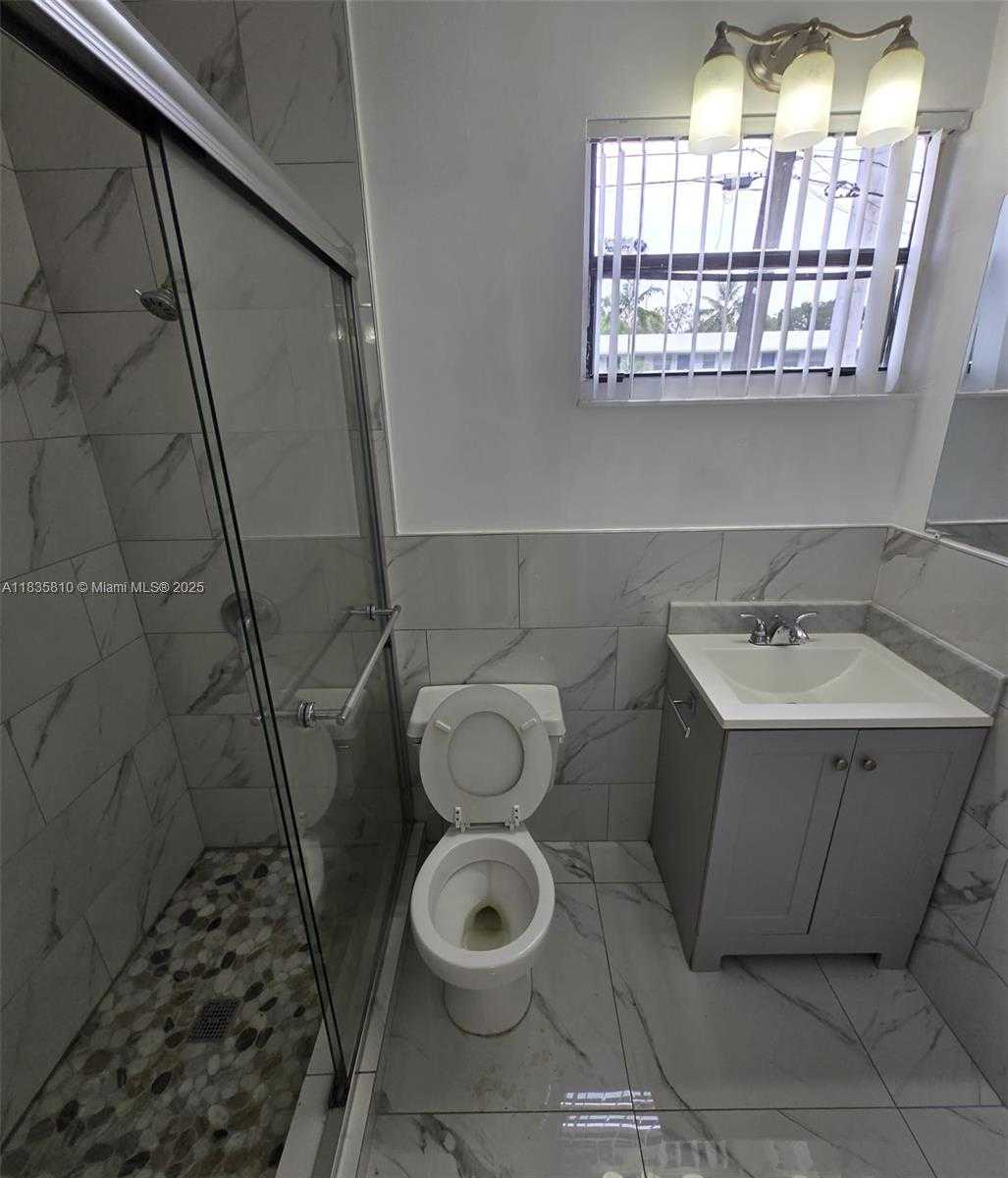 Small Image of 1905 SOUTH WEST 11TH ST #1-2, Fort Lauderdale Number 5