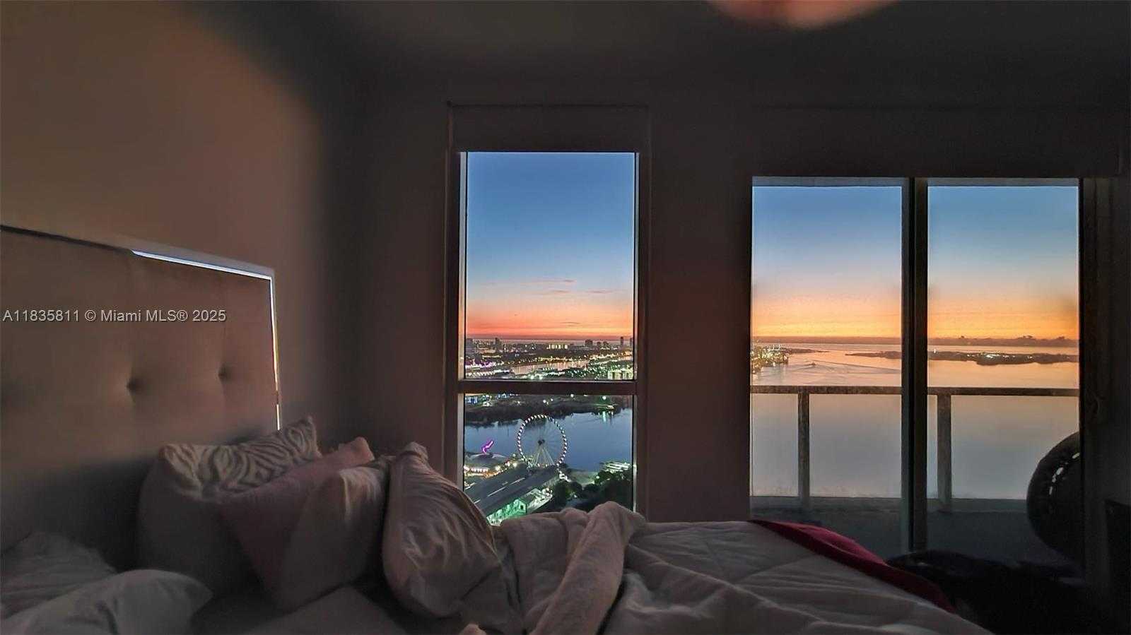 Small Image of 253 NORTH EAST 2ND ST #4207, Miami Number 7