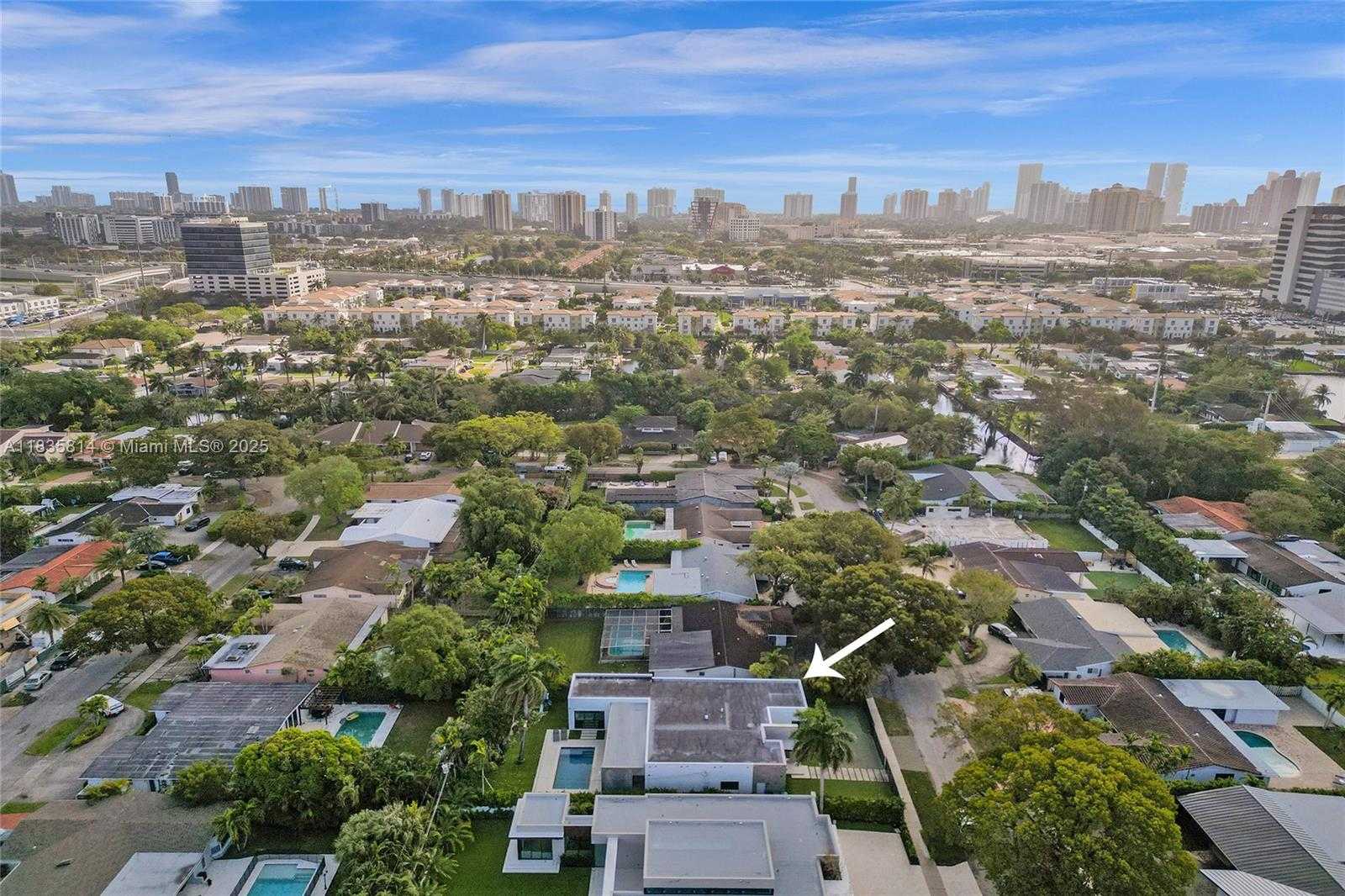 Small Image of 2441 NORTH EAST 200TH ST #., Miami Number 12