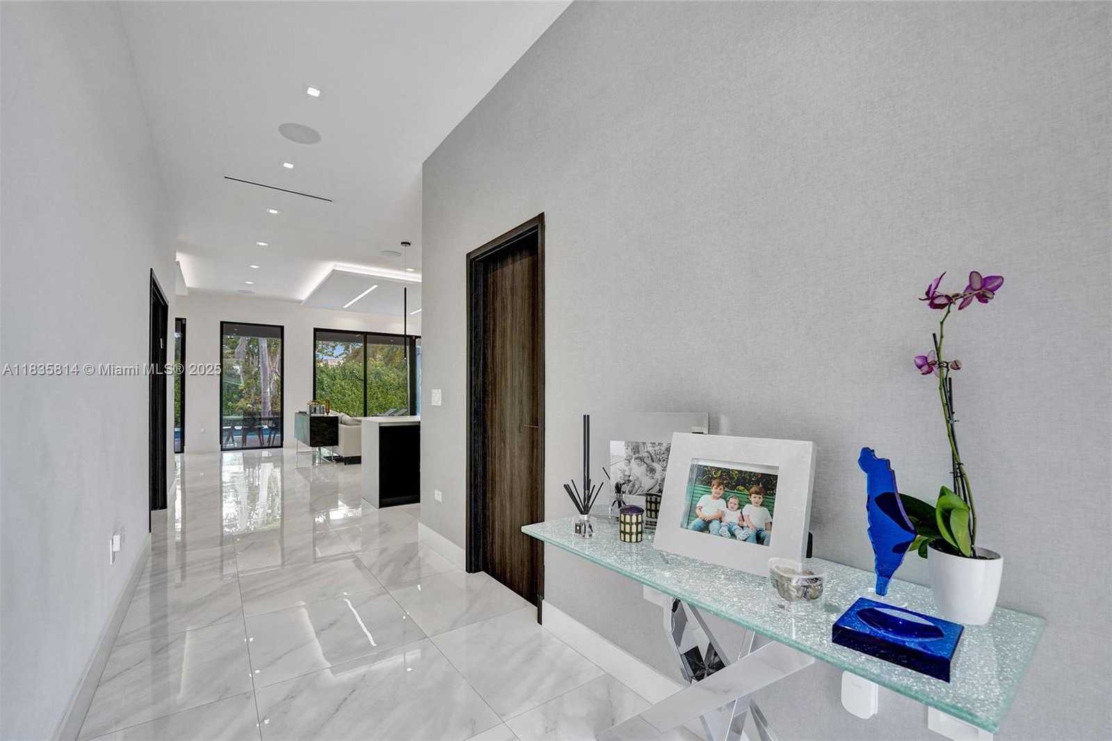 Small Image of 2441 NORTH EAST 200TH ST #., Miami Number 17