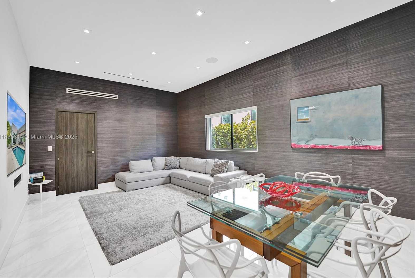 Small Image of 2441 NORTH EAST 200TH ST #., Miami Number 33