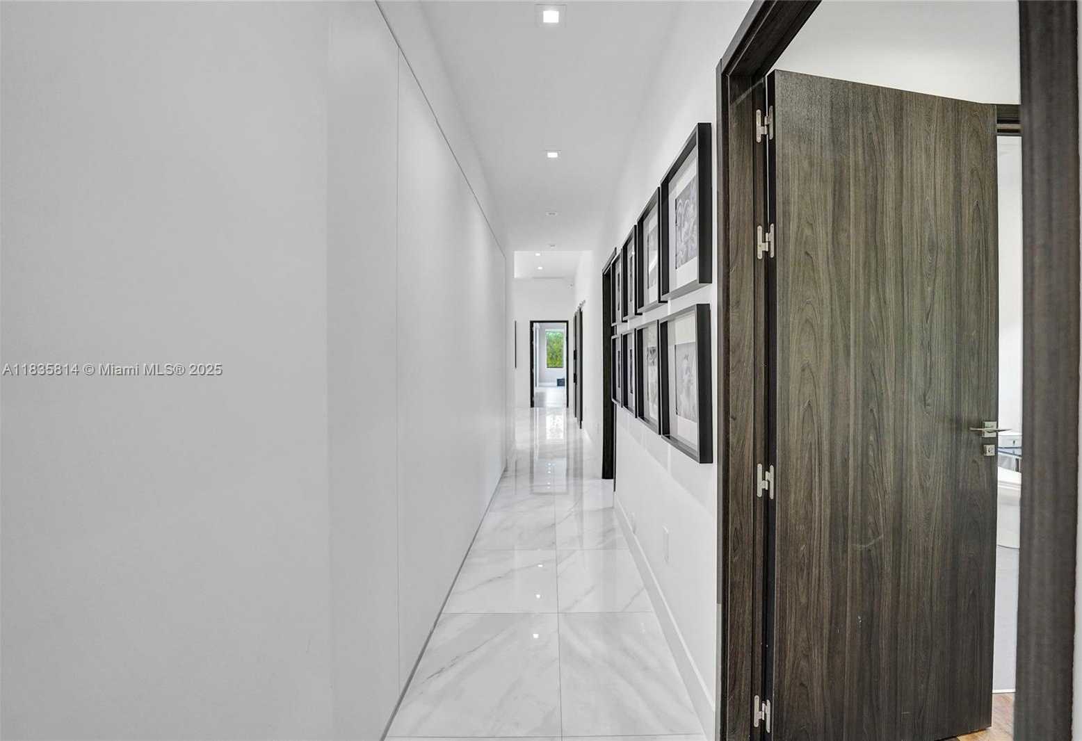 Small Image of 2441 NORTH EAST 200TH ST #., Miami Number 75