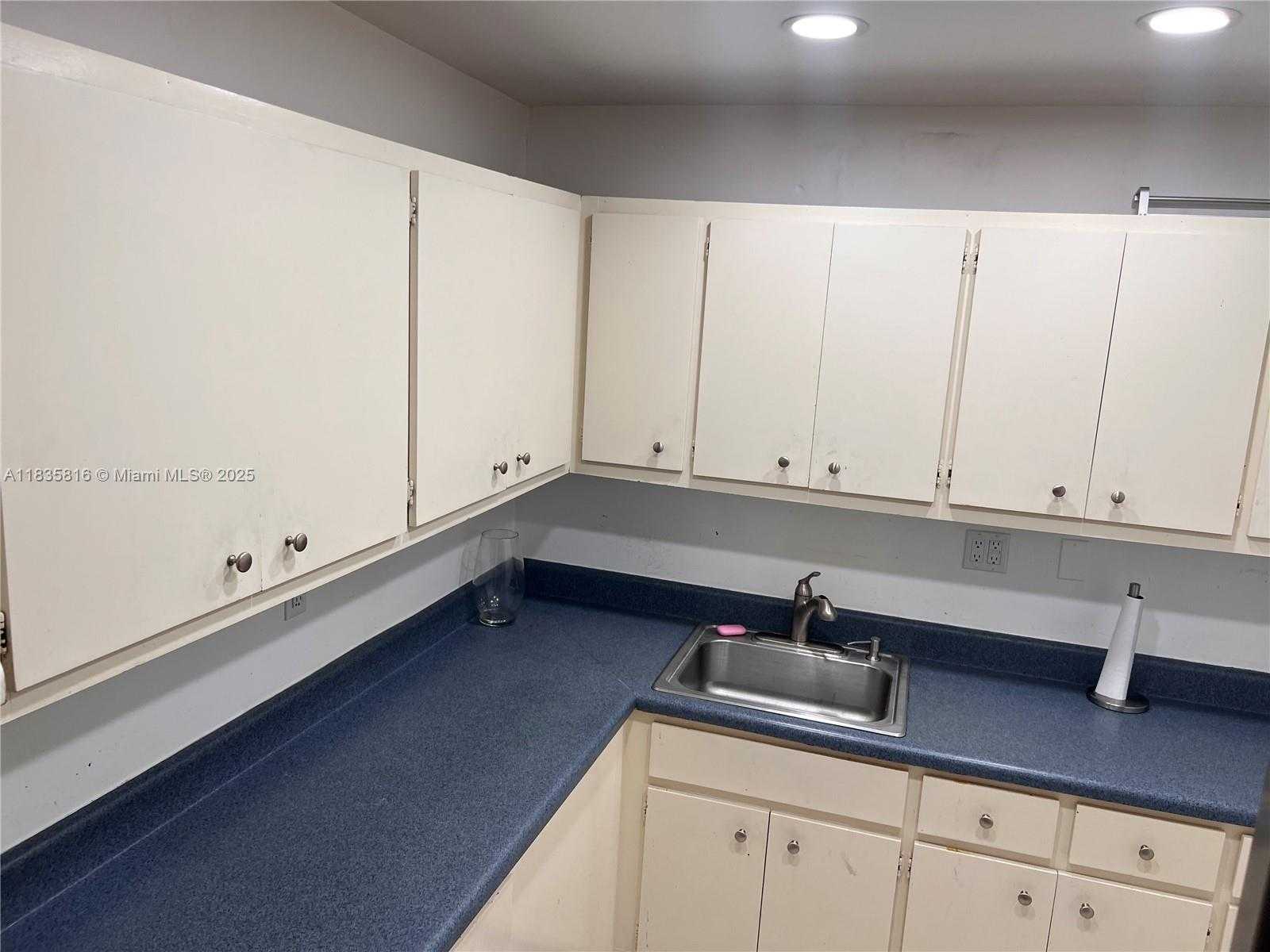 Small Image of 7727 SOUTH WEST 86TH ST #A1-406, Miami Number 6