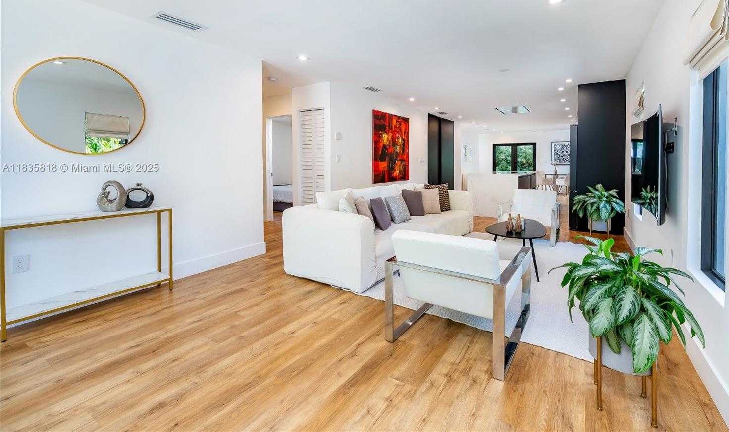 Small Image of 412 NORTH WEST 41ST ST, Miami Number 10
