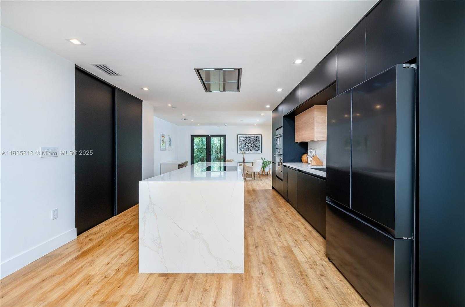 Small Image of 412 NORTH WEST 41ST ST, Miami Number 14
