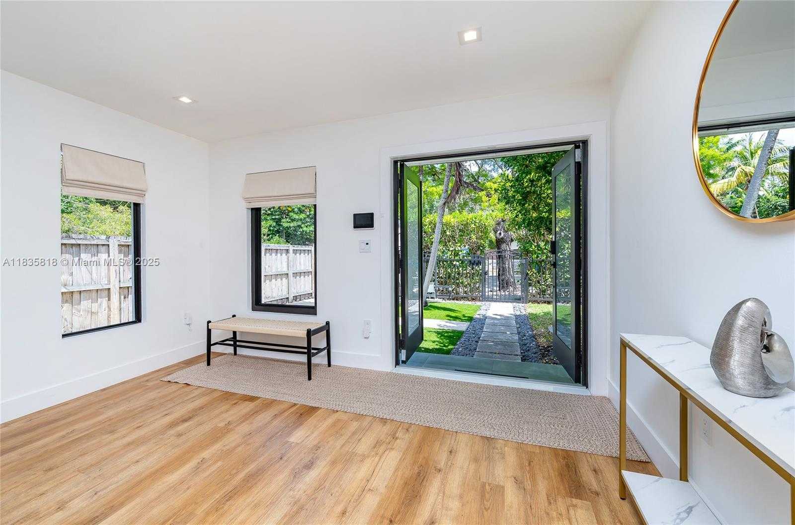 Small Image of 412 NORTH WEST 41ST ST, Miami Number 6