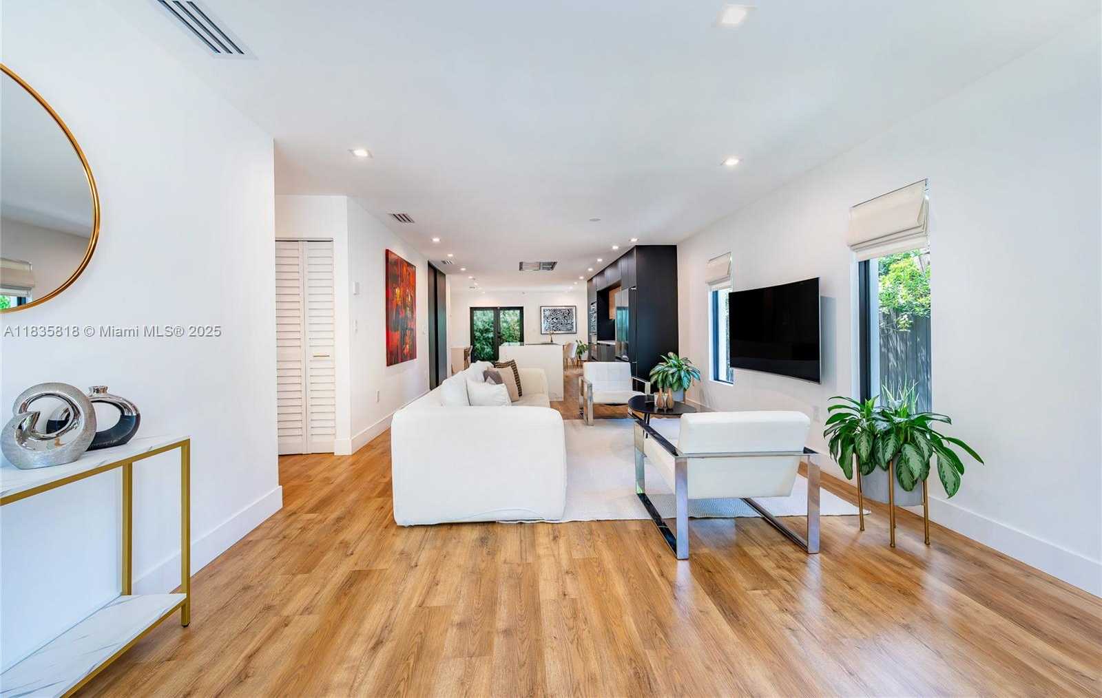 Small Image of 412 NORTH WEST 41ST ST, Miami Number 9
