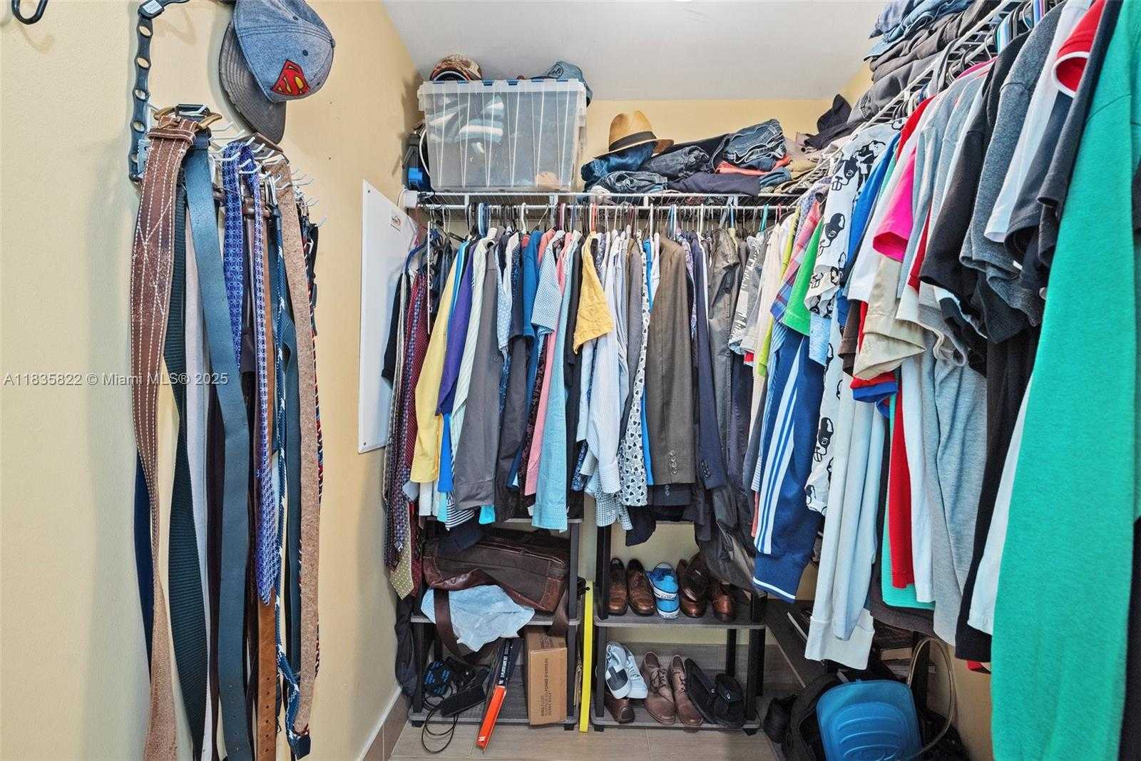 Small Image of 90 SOUTH WEST 3RD ST #2406, Miami Number 17