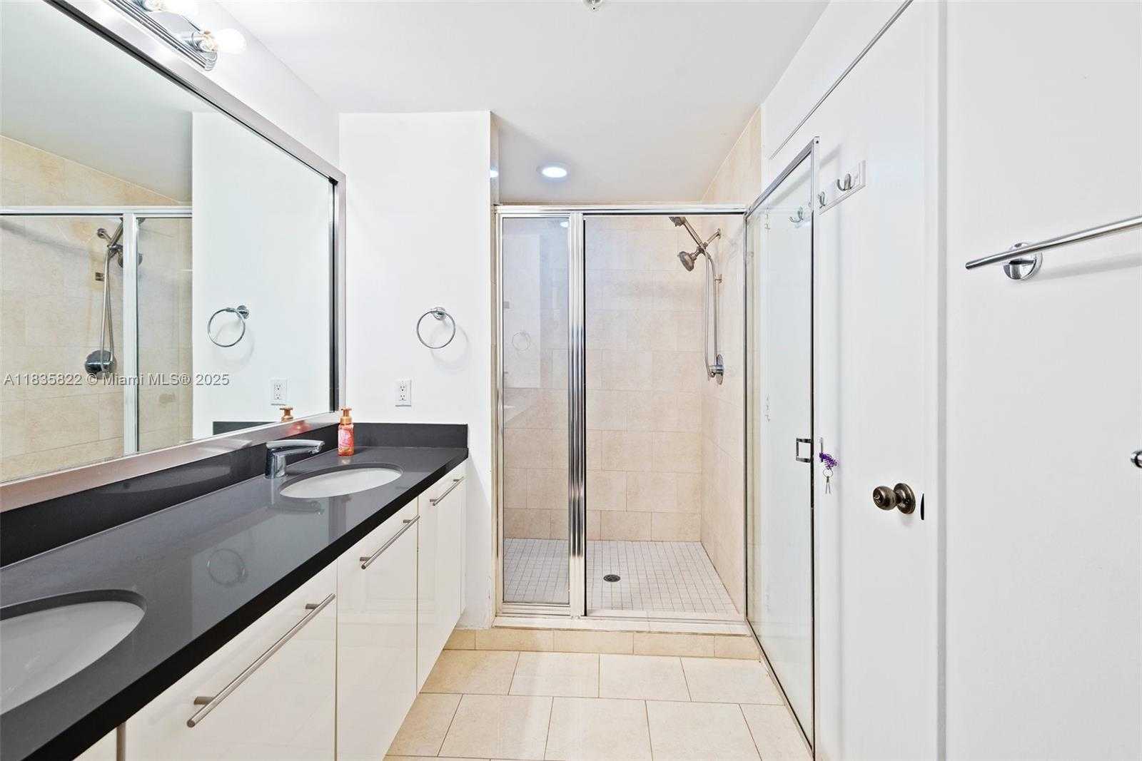 Small Image of 90 SOUTH WEST 3RD ST #2406, Miami Number 19