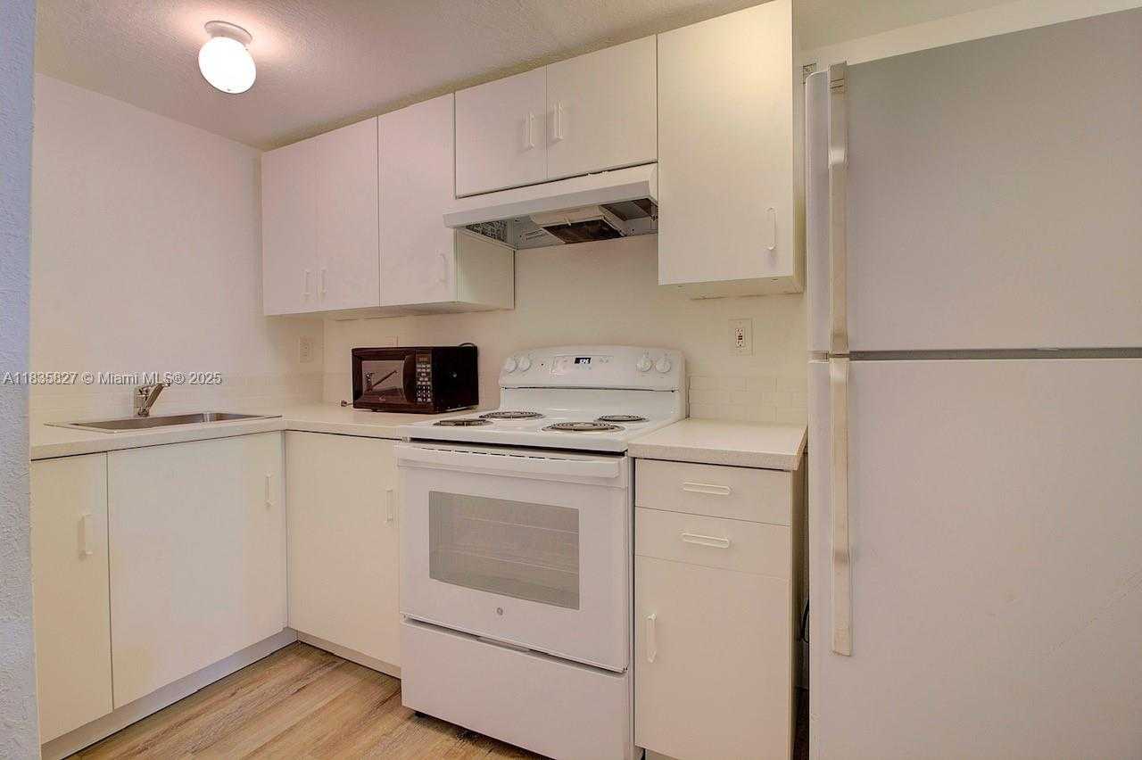 Small Image of 8329 NORTH WEST 5TH AVE ##1, Miami Number 6